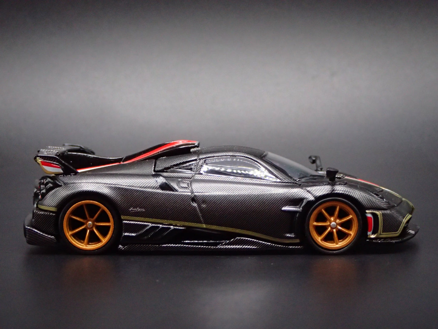 2020-2025 PAGANI IMOLA SUPERCAR MATT BLACK 1:64 SCALE DIORAMA DIECAST MODEL CAR