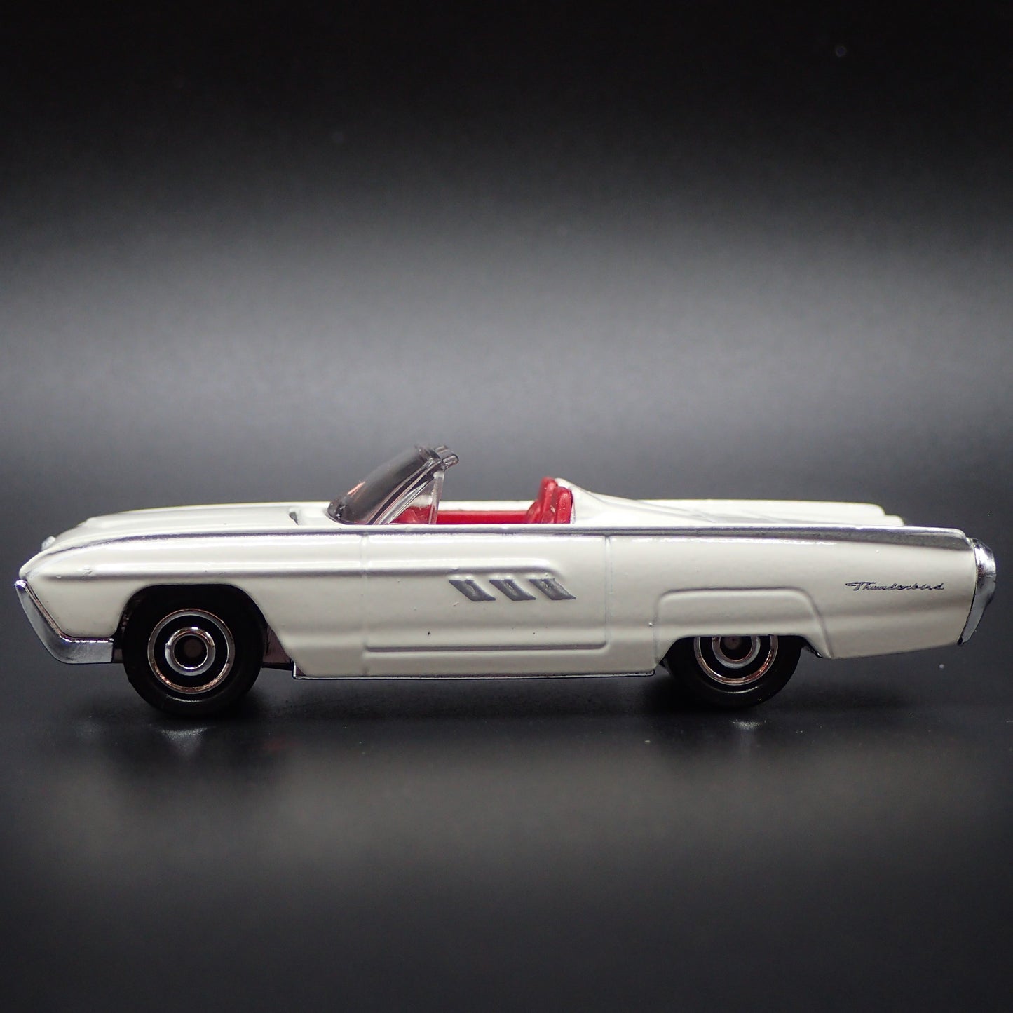 1963 FORD THUNDERBIRD TBIRD CONVERTIBLE 1:64 SCALE COLLECTIBLE DIECAST MODEL CAR