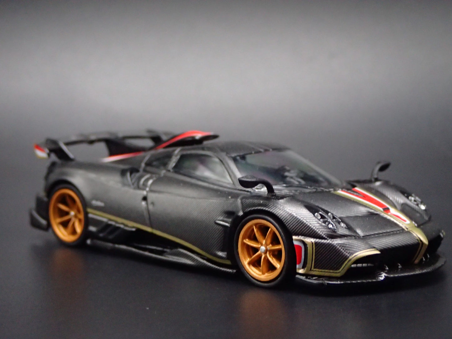 2020-2025 PAGANI IMOLA SUPERCAR MATT BLACK 1:64 SCALE DIORAMA DIECAST MODEL CAR
