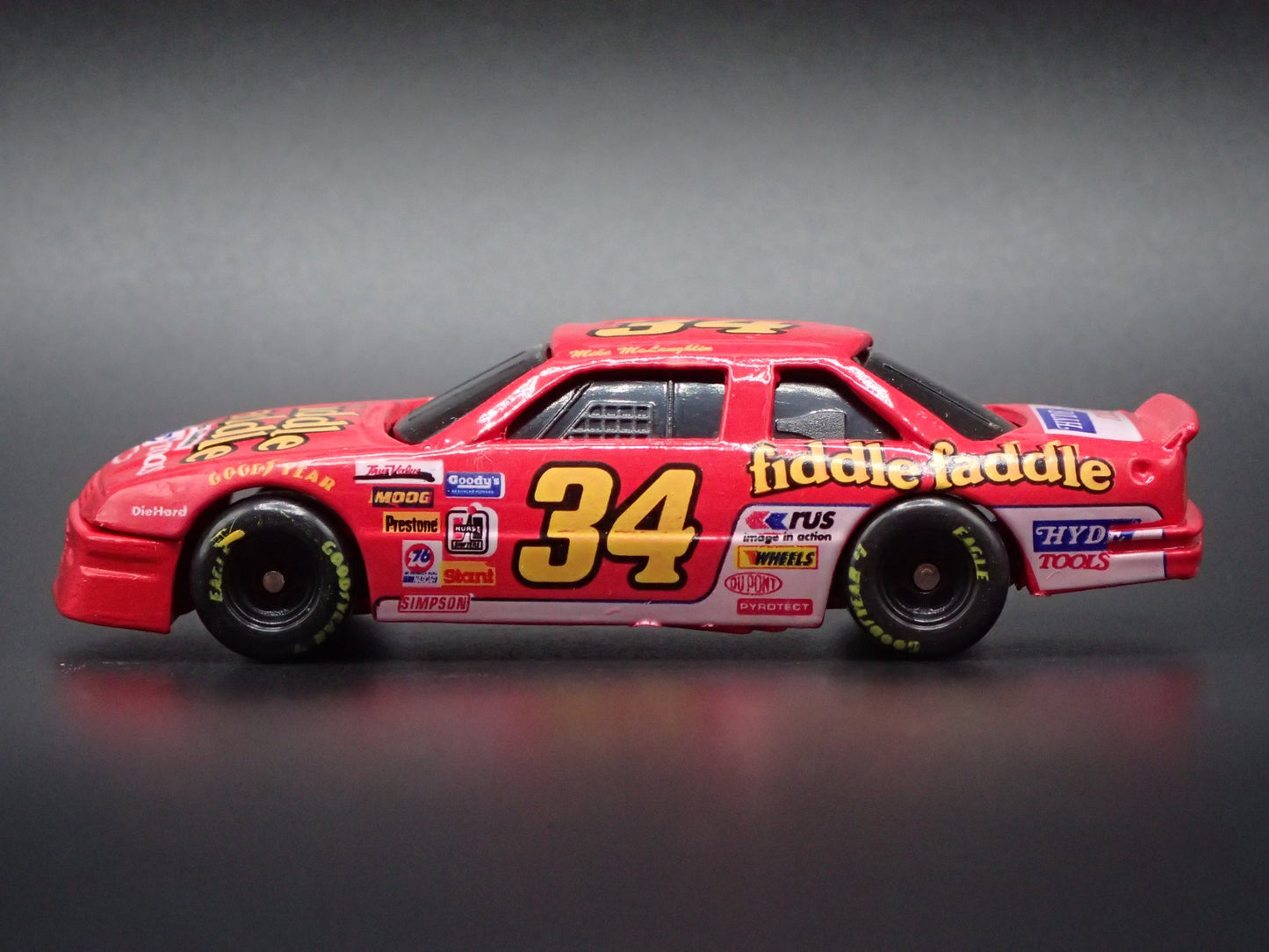 1994 94 CHEVY LUMINA 34 MIKE MCLAUGHLIN NASCAR 1:64 SCALE DIECAST MODEL CAR
