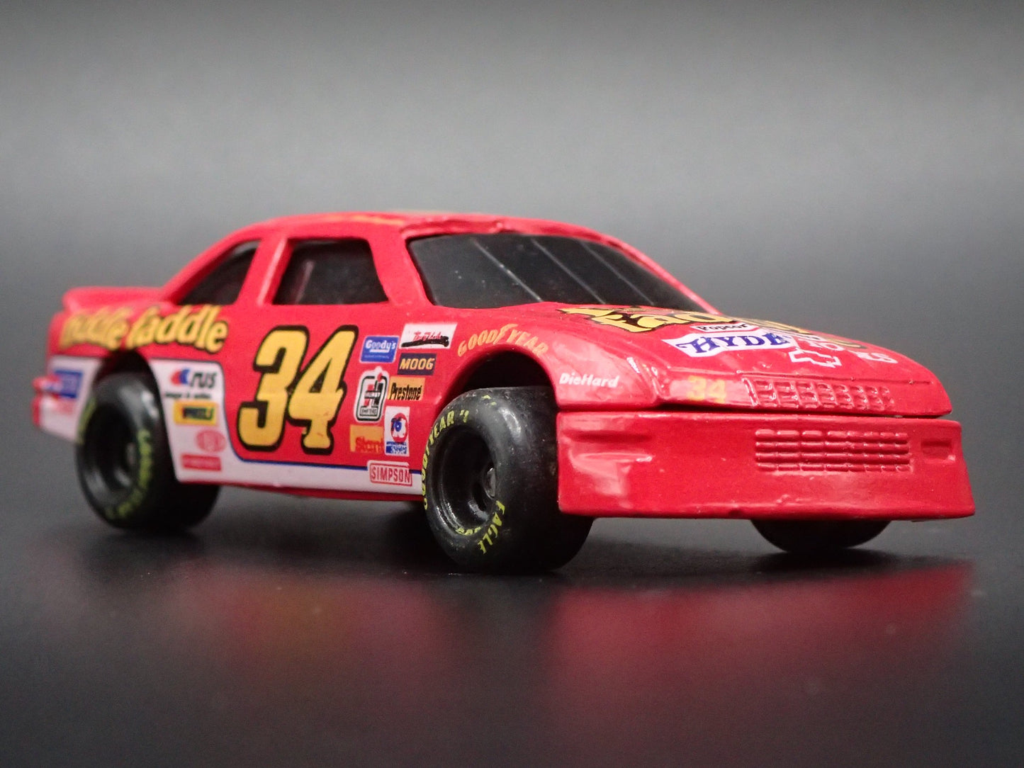 1994 94 CHEVY LUMINA 34 MIKE MCLAUGHLIN NASCAR 1:64 SCALE DIECAST MODEL CAR