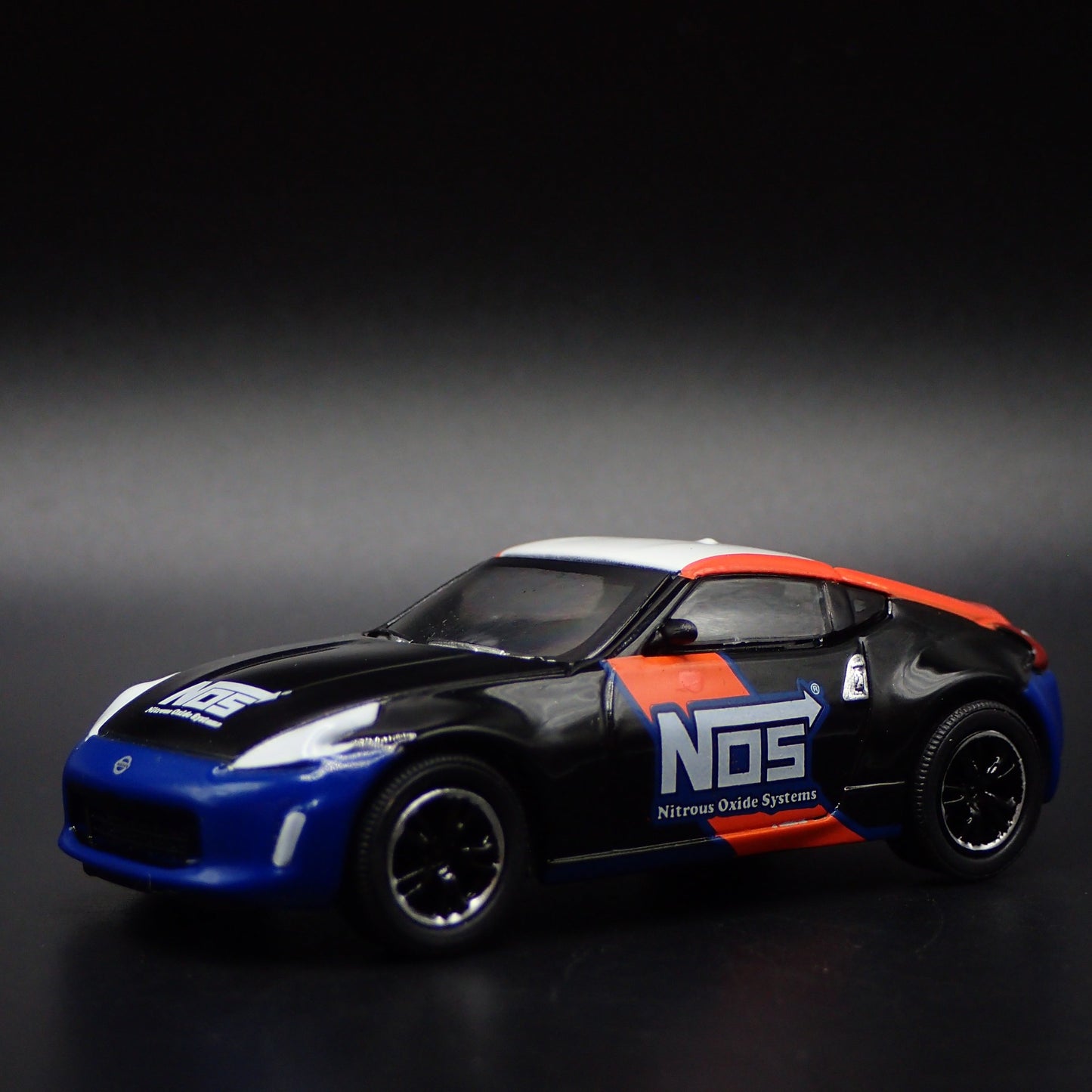 2009-2020 NISSAN 370Z NOS BLACK 1:64 SCALE COLLECTIBLE DIORAMA DIECAST MODEL CAR