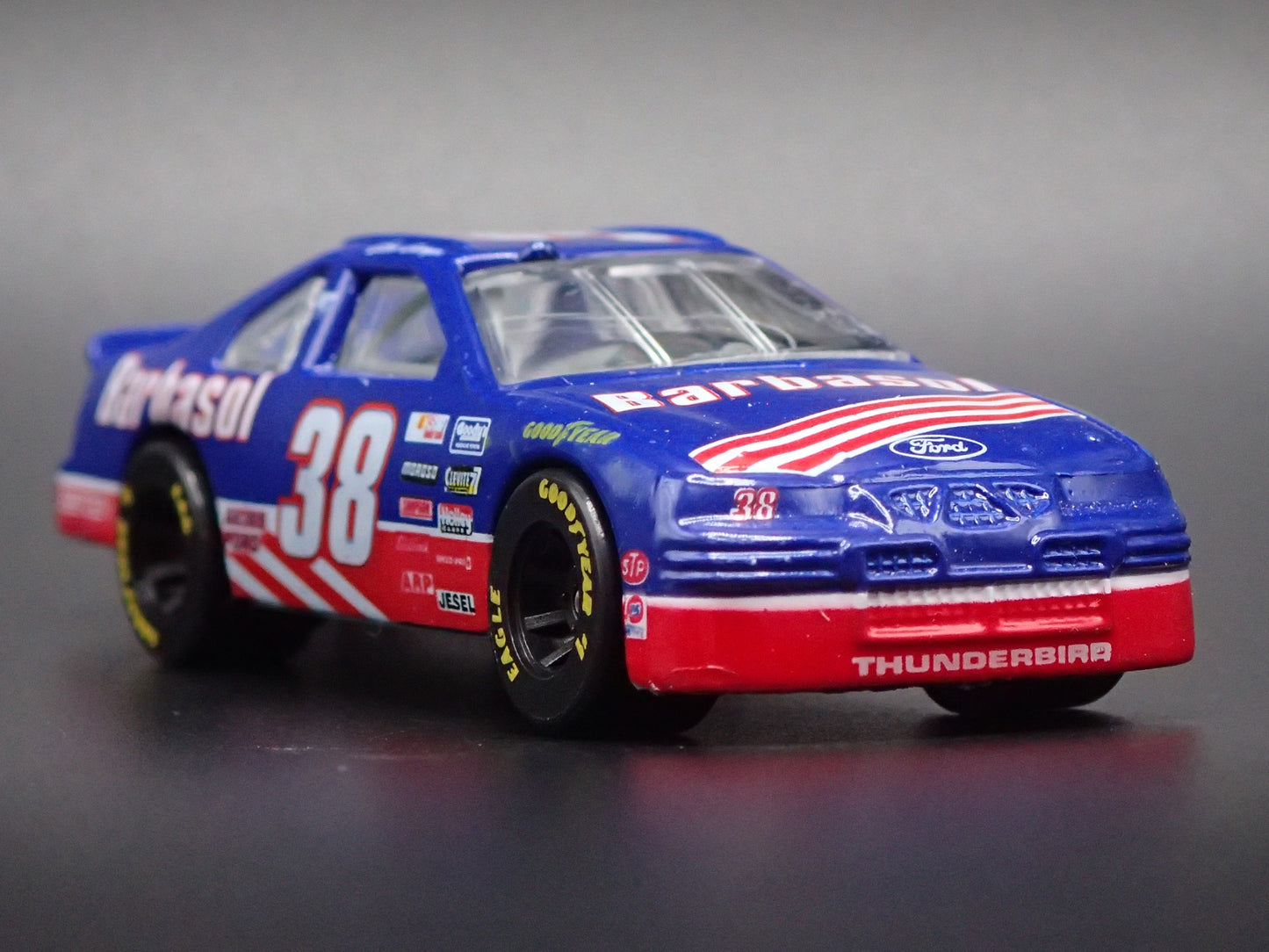 1997 97 FORD THUNDERBIRD 38 ELTON SAWYER NASCAR 1:64 SCALE DIECAST MODEL CAR