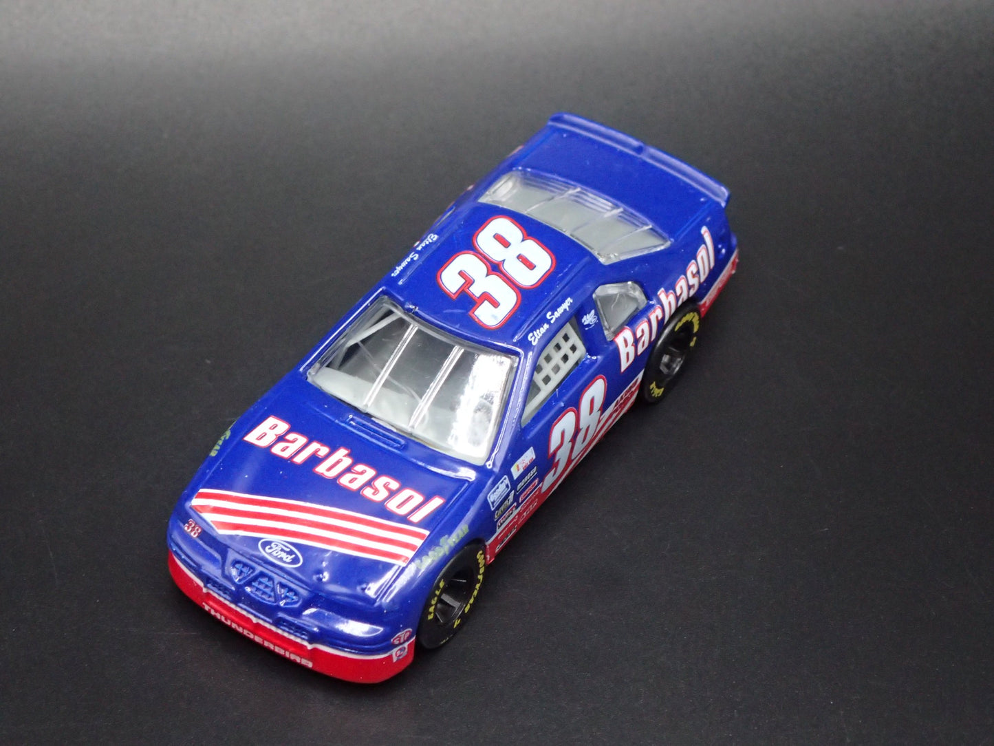 1997 97 FORD THUNDERBIRD 38 ELTON SAWYER NASCAR 1:64 SCALE DIECAST MODEL CAR