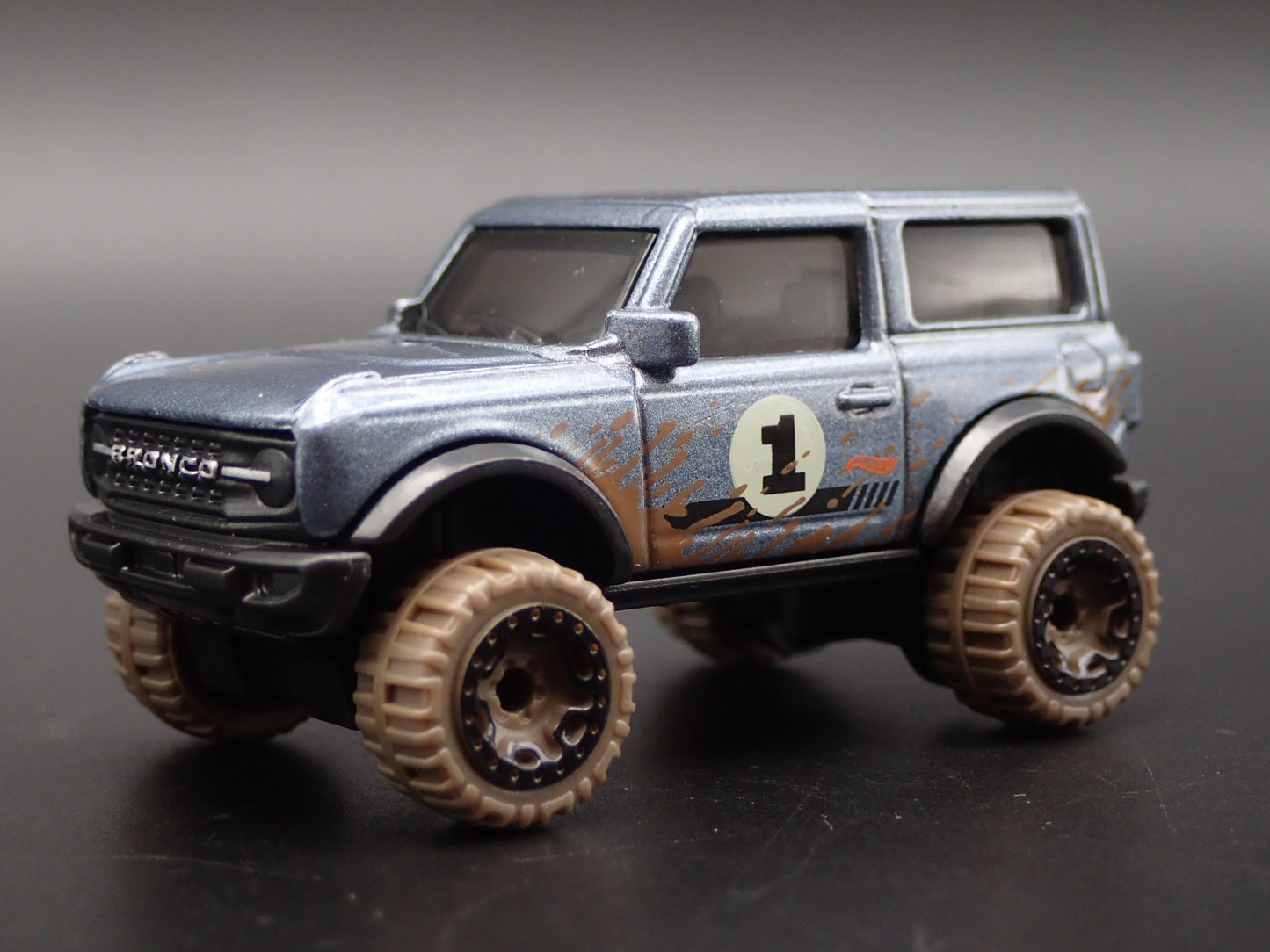 2021-2026 FORD BRONCO 2 TWO DOOR RARE 1:64 SCALE DIORAMA DIECAST MODEL CAR