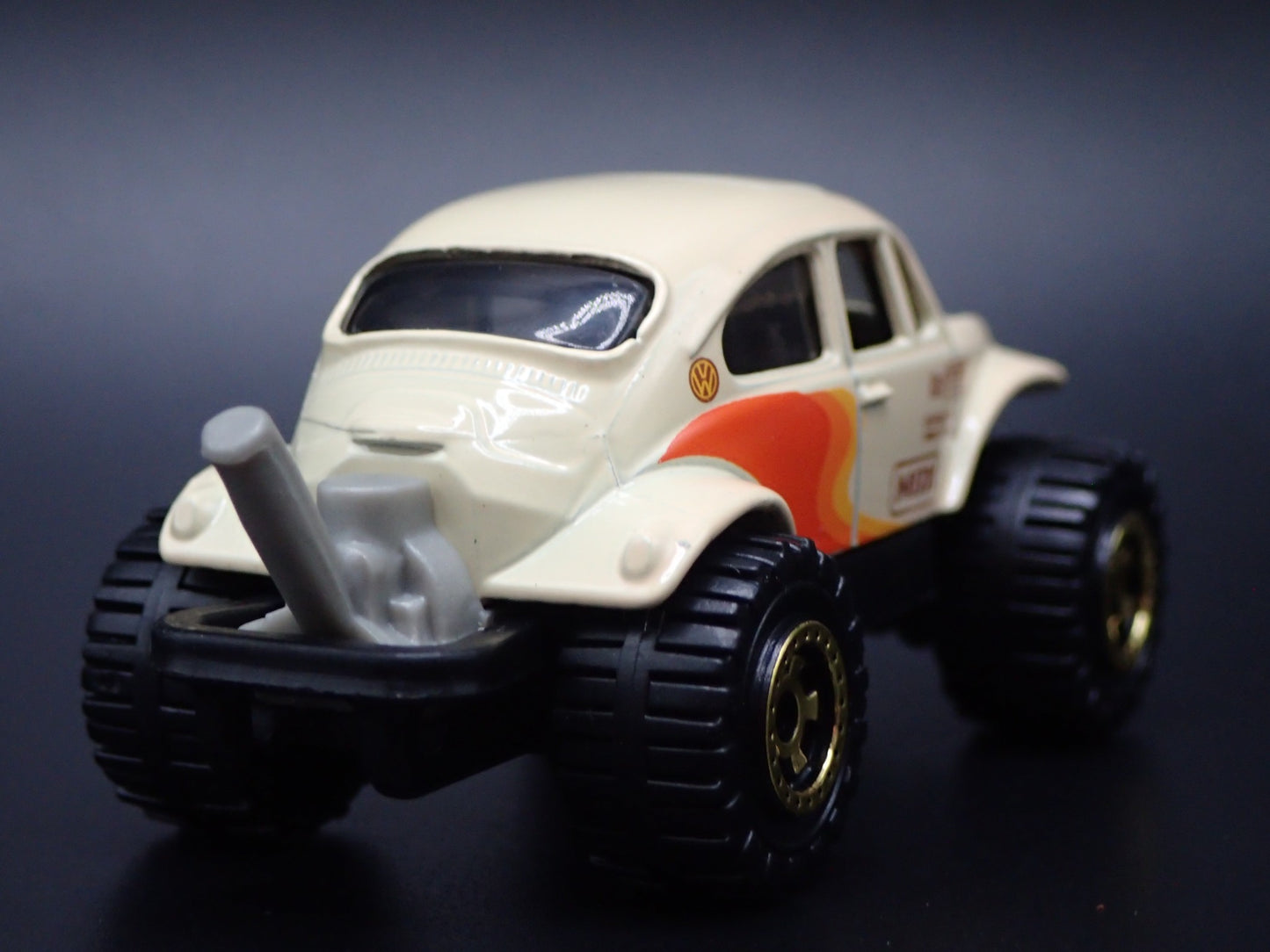 VW VOLKSWAGEN BAJA BEETLE BUG 4X4 CREAM 1:64 SCALE DIORAMA DIECAST MODEL CAR