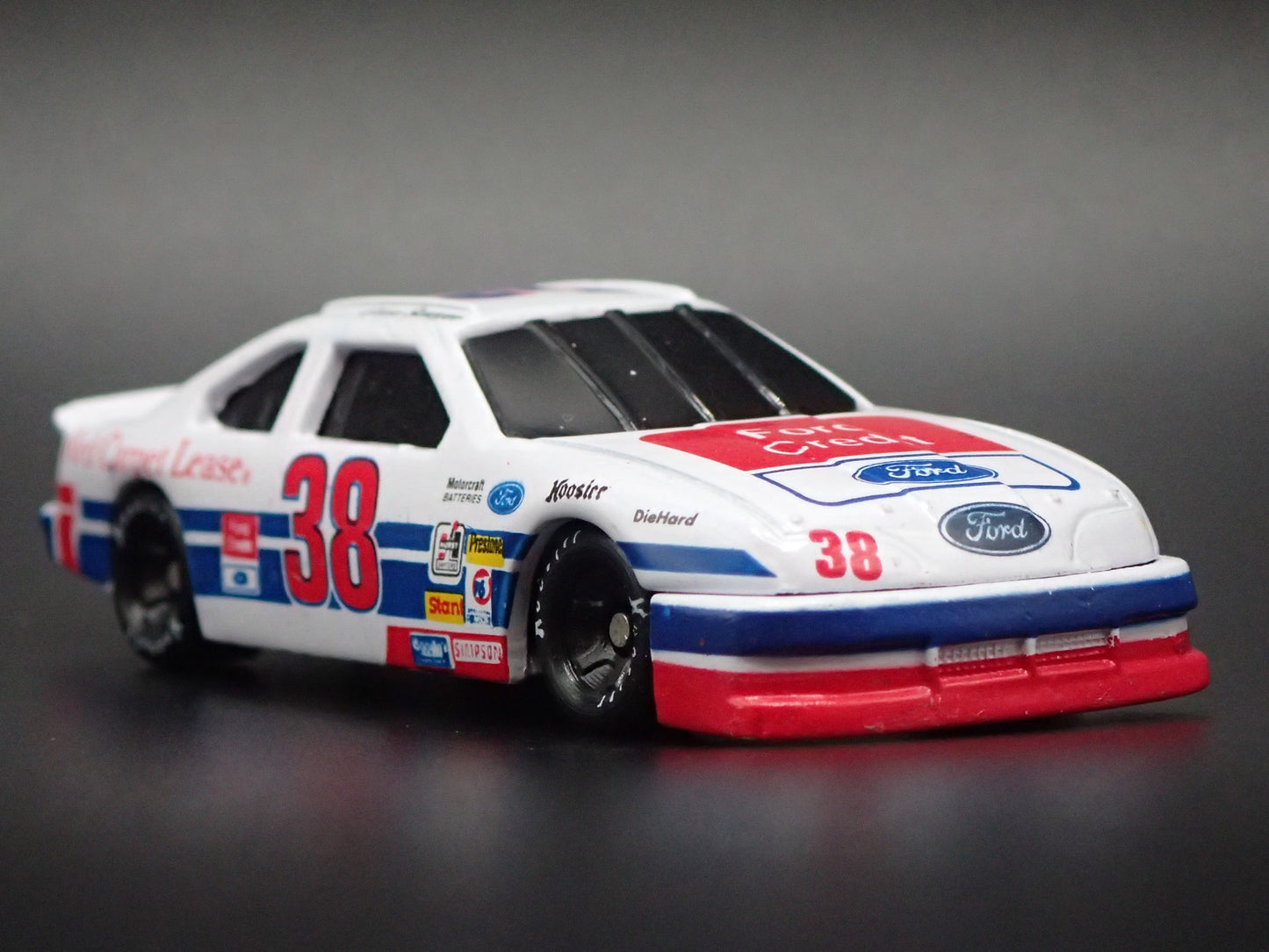 1994 94 FORD THUNDERBIRD 38 ELTON SAWYER NASCAR 1:64 SCALE DIECAST MODEL CAR