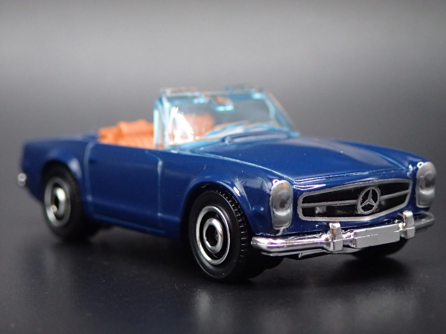 1963-1967 MERCEDES-BENZ 230 SL CONVERTIBLE 1:64 SCALE DIORAMA DIECAST MODEL CAR