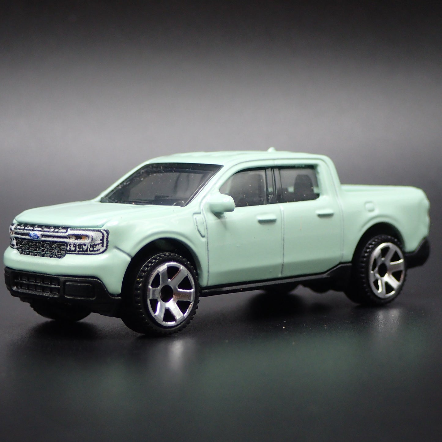 2022-2026 FORD MAVERICK PICKUP TRUCK MINT 1:64 SCALE DIORAMA DIECAST MODEL CAR