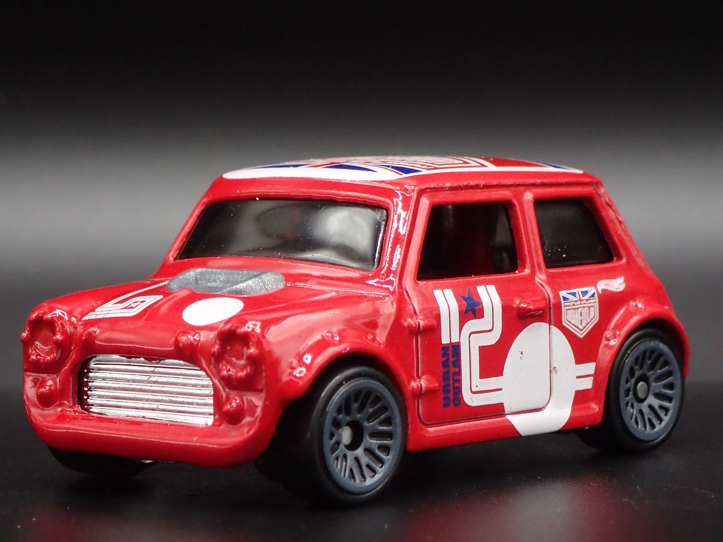1969-1976 MINI COOPER OUTLAW MARK III 1:64 SCALE COLLECTIBLE DIECAST MODEL CAR