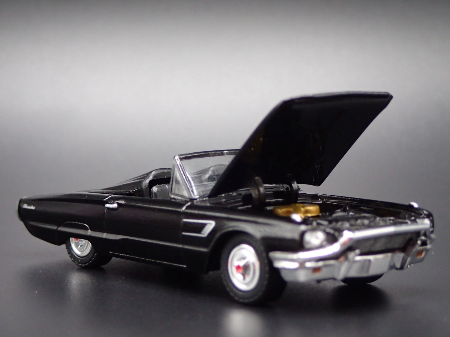 1965 65 FORD THUNDERBIRD TBIRD CONVERTIBLE TONNEAU 1:64 SCALE DIECAST MODEL CAR
