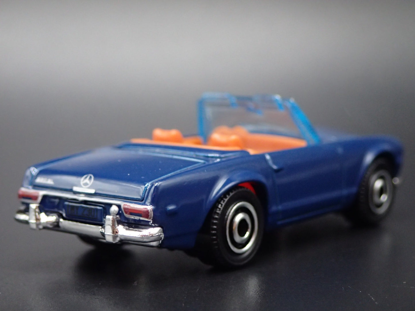 1963-1967 MERCEDES-BENZ 230 SL CONVERTIBLE 1:64 SCALE DIORAMA DIECAST MODEL CAR