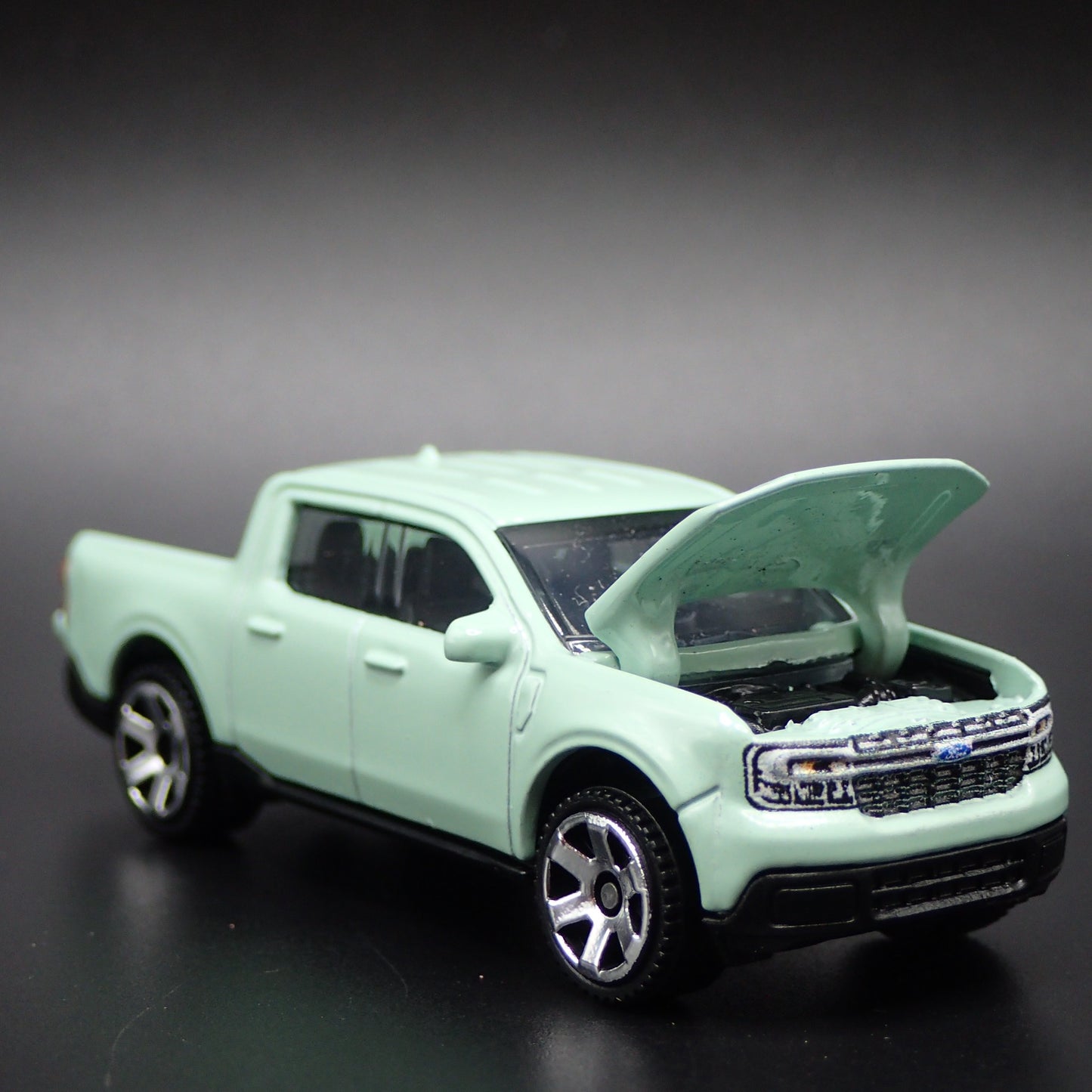 2022-2026 FORD MAVERICK PICKUP TRUCK MINT 1:64 SCALE DIORAMA DIECAST MODEL CAR