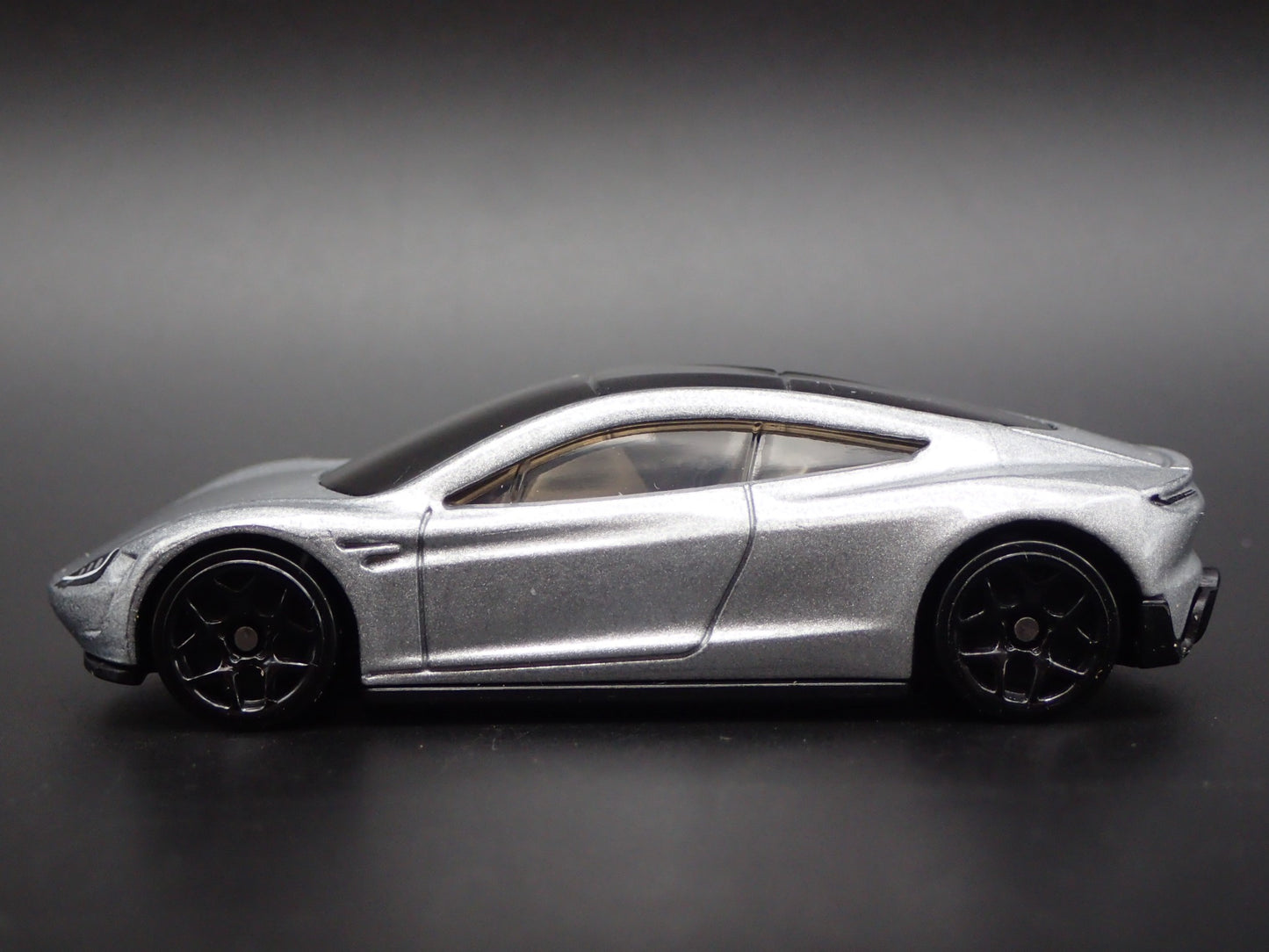 TESLA ROADSTER SILVER RARE 1:64 SCALE COLLECTIBLE DIORAMA DIECAST MODEL CAR