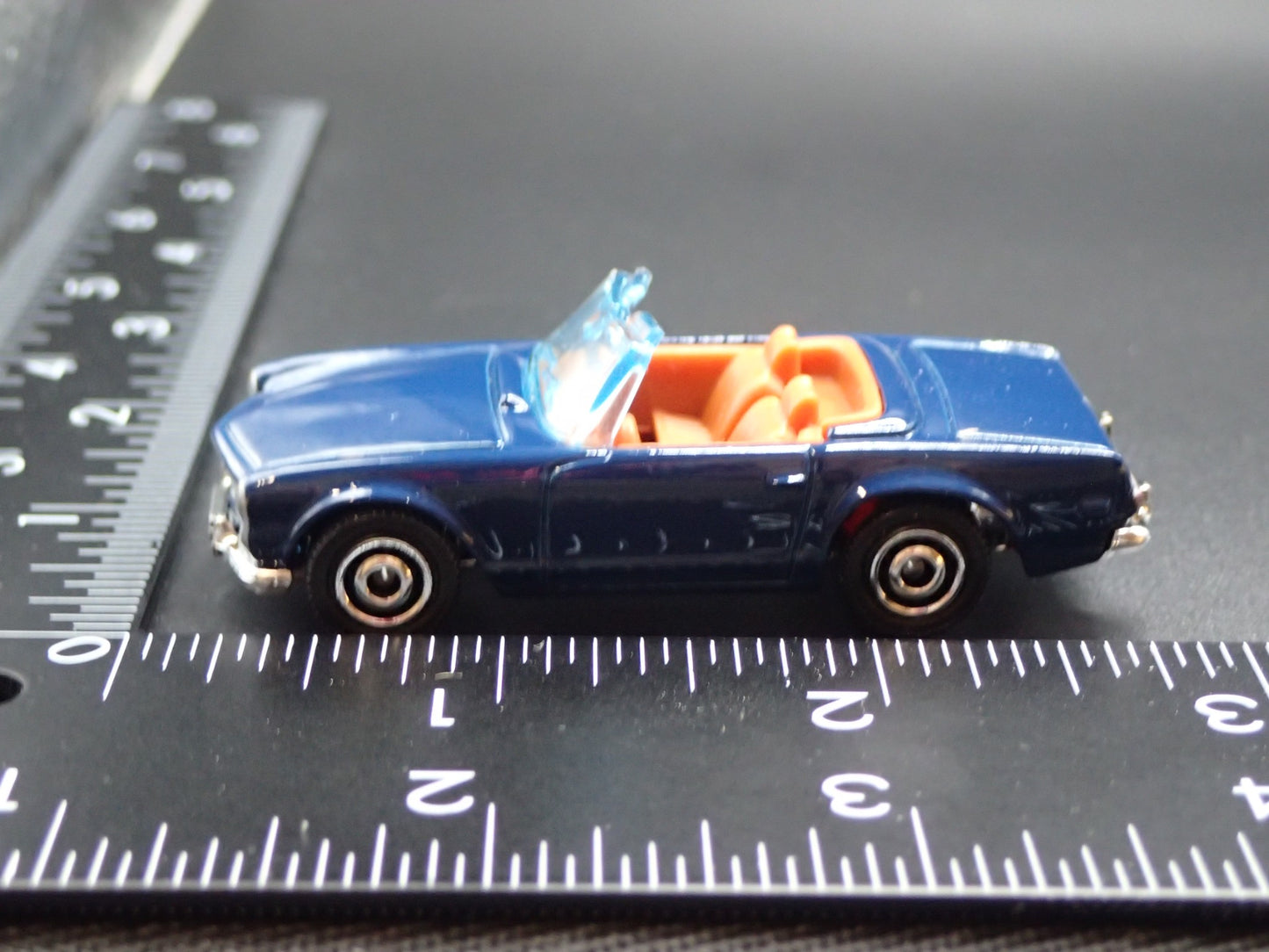 1963-1967 MERCEDES-BENZ 230 SL CONVERTIBLE 1:64 SCALE DIORAMA DIECAST MODEL CAR