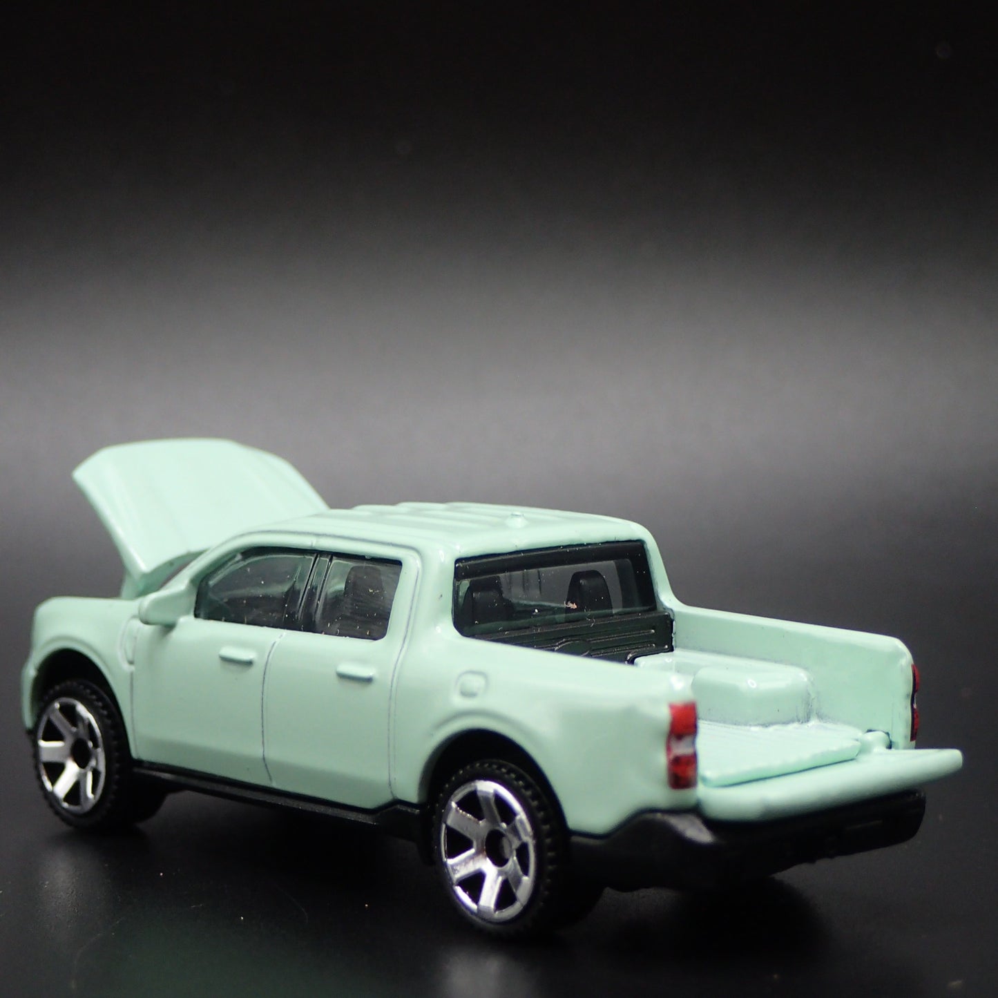 2022-2026 FORD MAVERICK PICKUP TRUCK MINT 1:64 SCALE DIORAMA DIECAST MODEL CAR