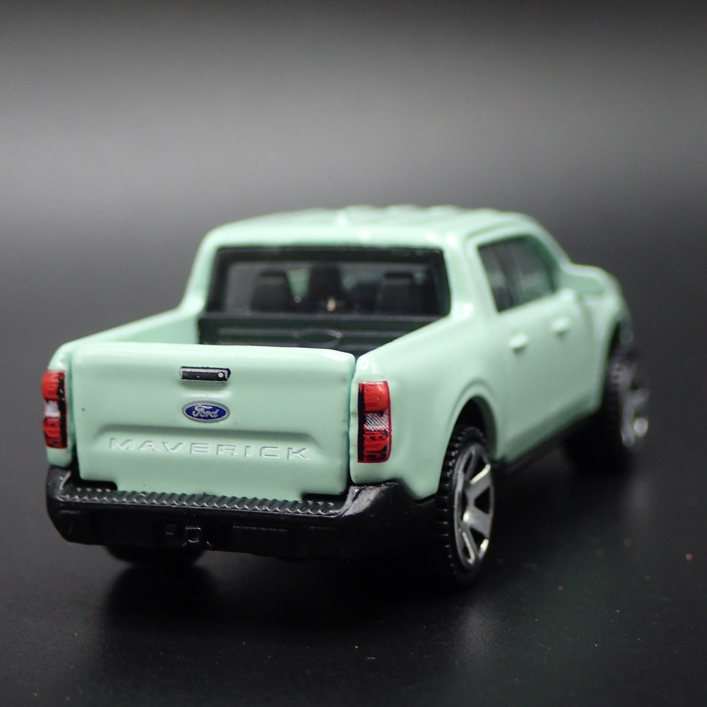2022-2026 FORD MAVERICK PICKUP TRUCK MINT 1:64 SCALE DIORAMA DIECAST MODEL CAR