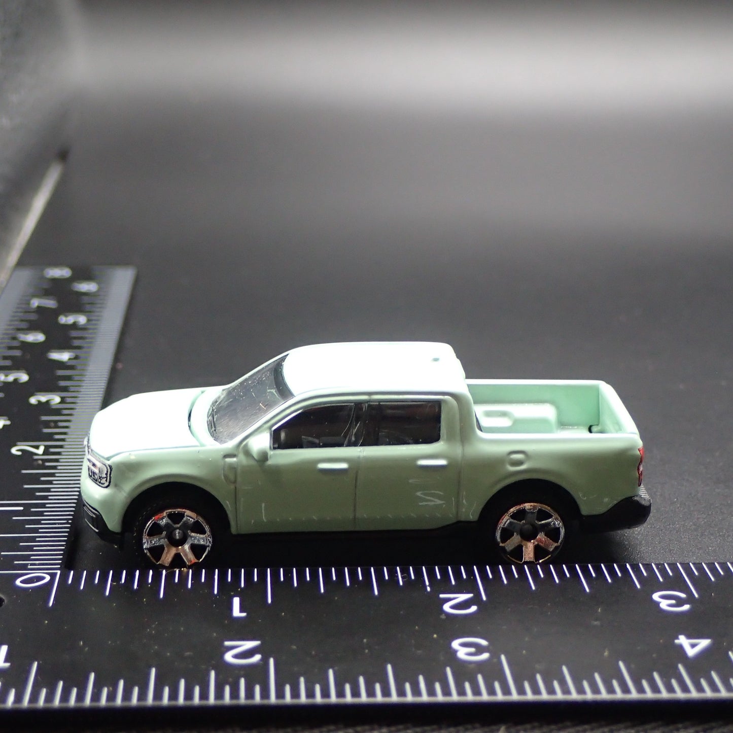 2022-2026 FORD MAVERICK PICKUP TRUCK MINT 1:64 SCALE DIORAMA DIECAST MODEL CAR