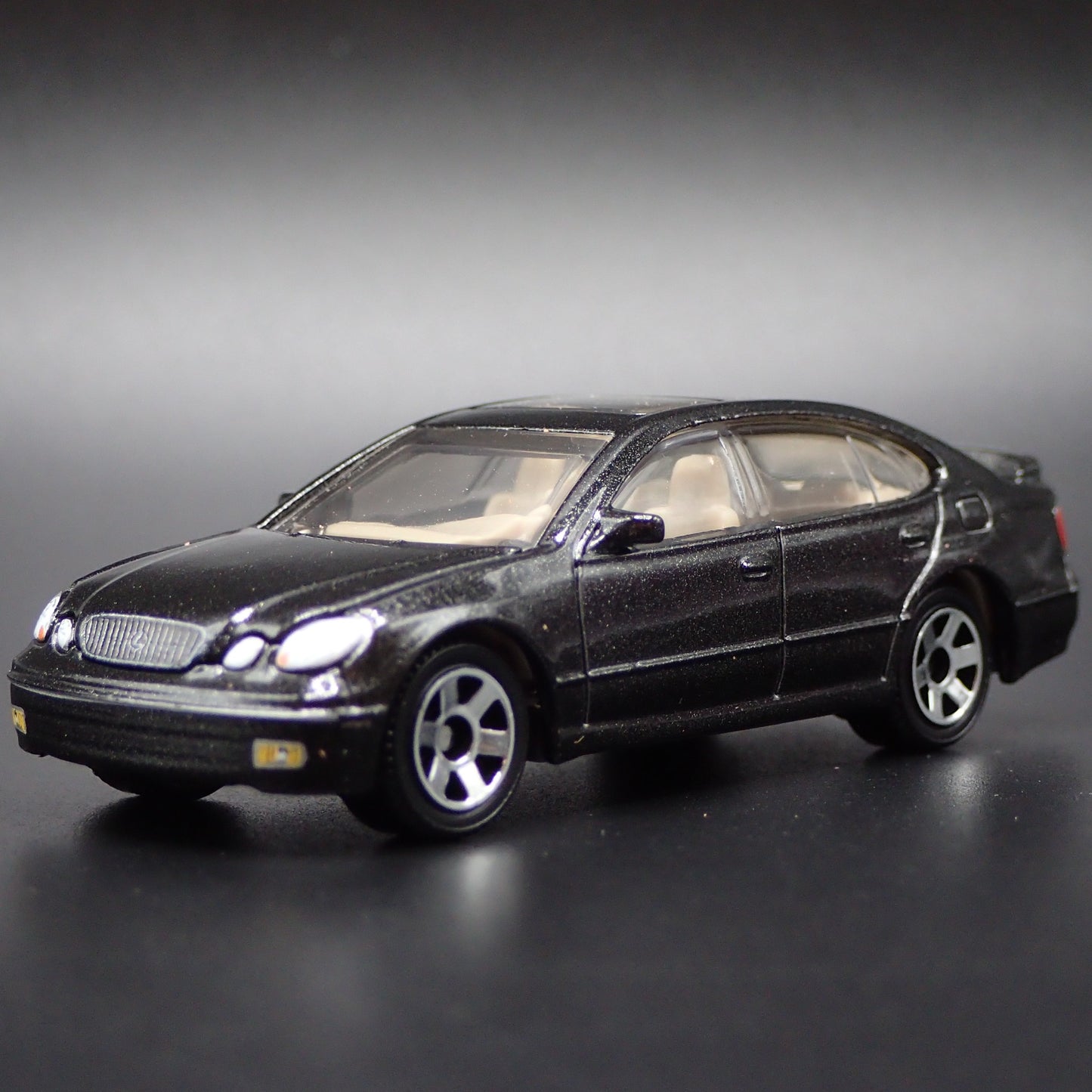 2004 04 LEXUS GS400 4 DOOR BLACK 1/64 SCALE DIORAMA DIECAST MODEL CAR