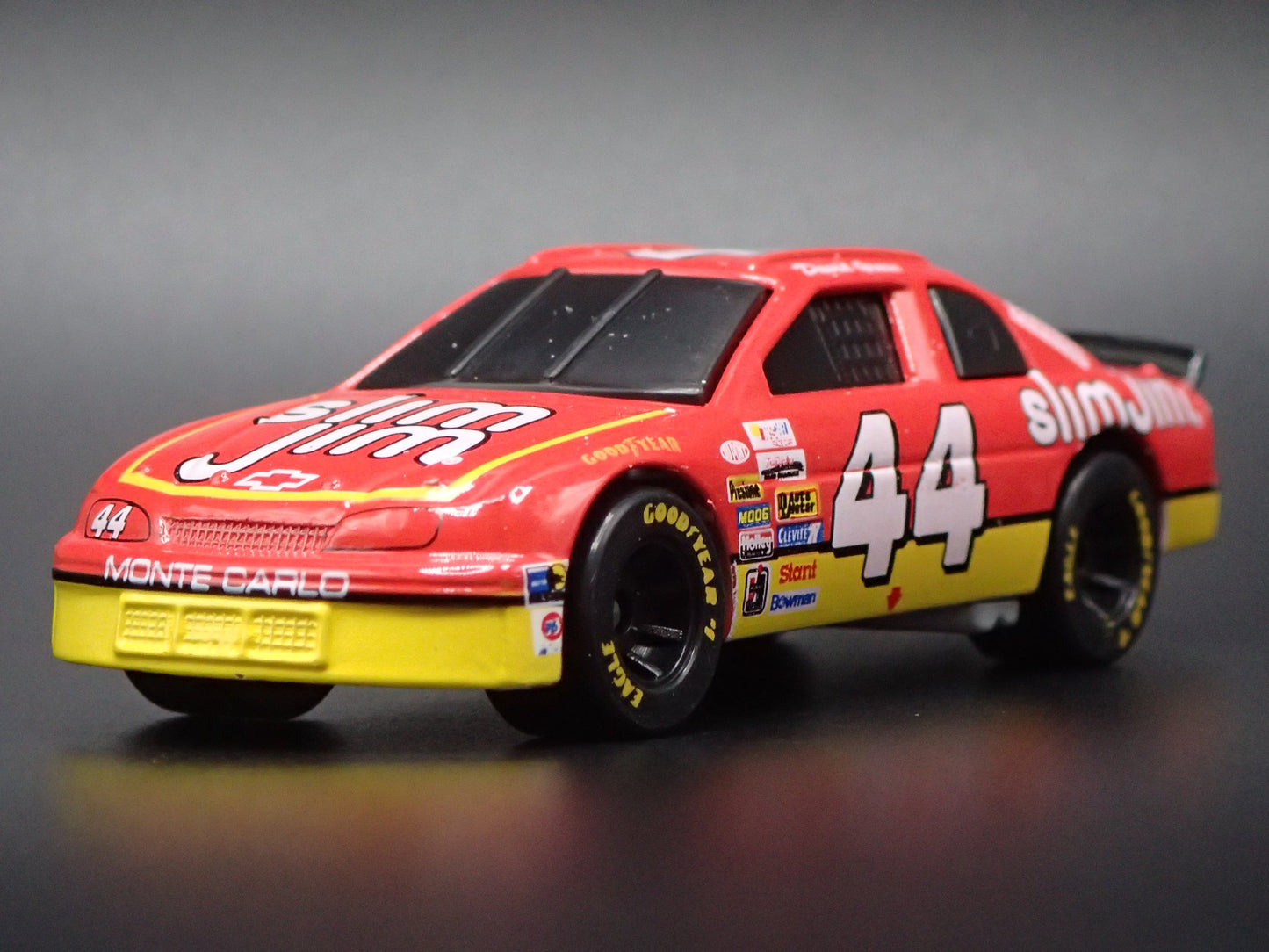 1995 95 CHEVROLET MONTE CARLO 44 DAVID GREEN NASCAR 1:64 SCALE DIECAST MODEL CAR