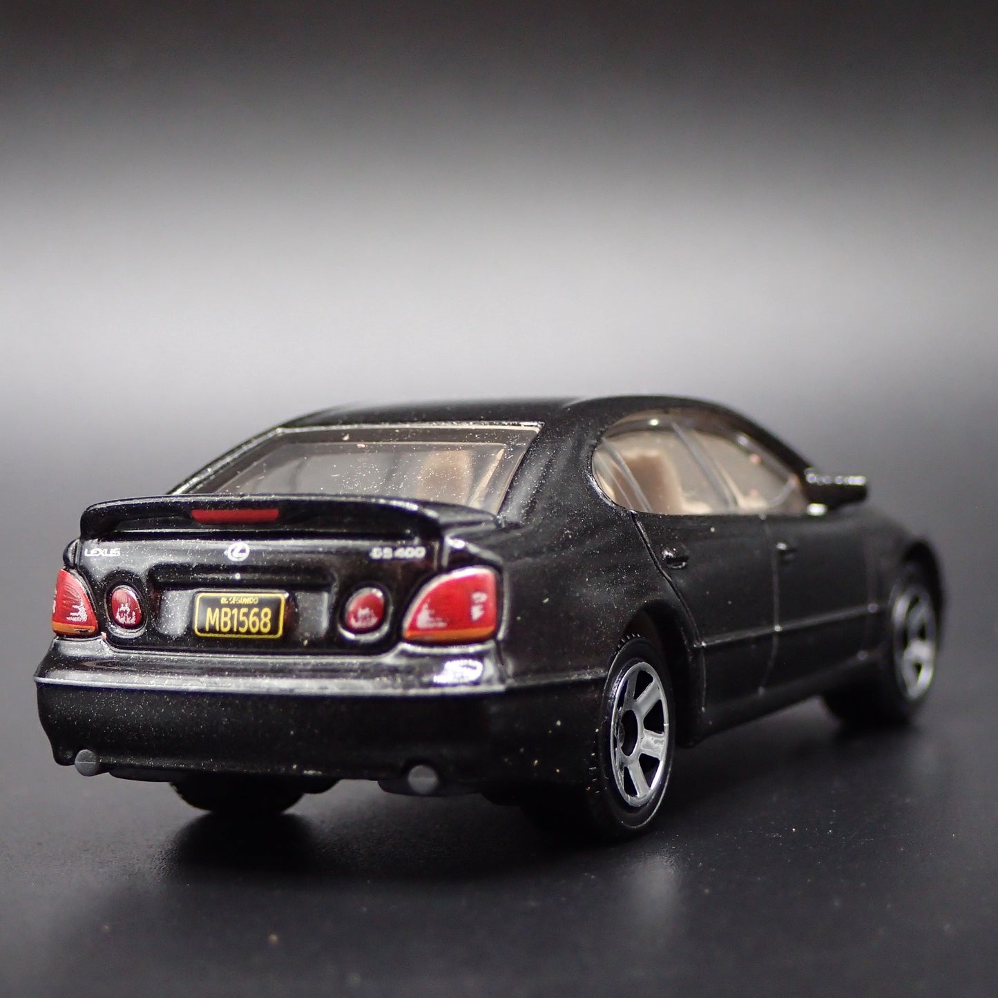 2004 04 LEXUS GS400 4 DOOR BLACK 1/64 SCALE DIORAMA DIECAST MODEL CAR