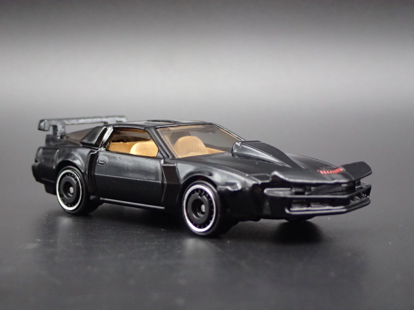 KNIGHT RIDER KITT SUPER PURSUIT MODE RARE 1:64 SCALE DIORAMA DIECAST MODEL CAR