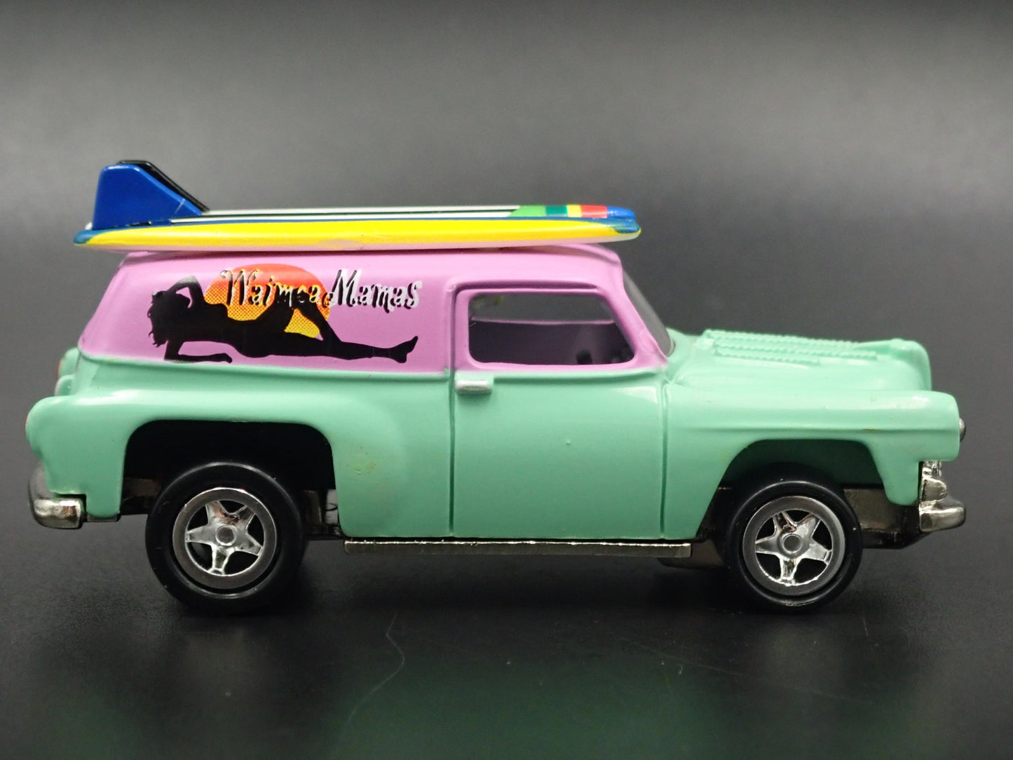1954 54 CHEVY CHEVROLET PANEL TRUCK SURF 1:64 SCALE DIORAMA DIECAST MODEL CAR