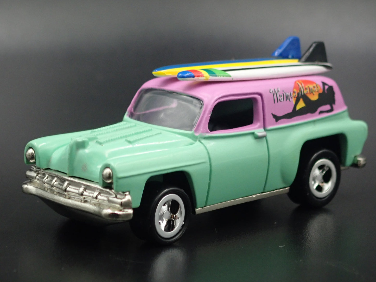 1954 54 CHEVY CHEVROLET PANEL TRUCK SURF 1:64 SCALE DIORAMA DIECAST MODEL CAR