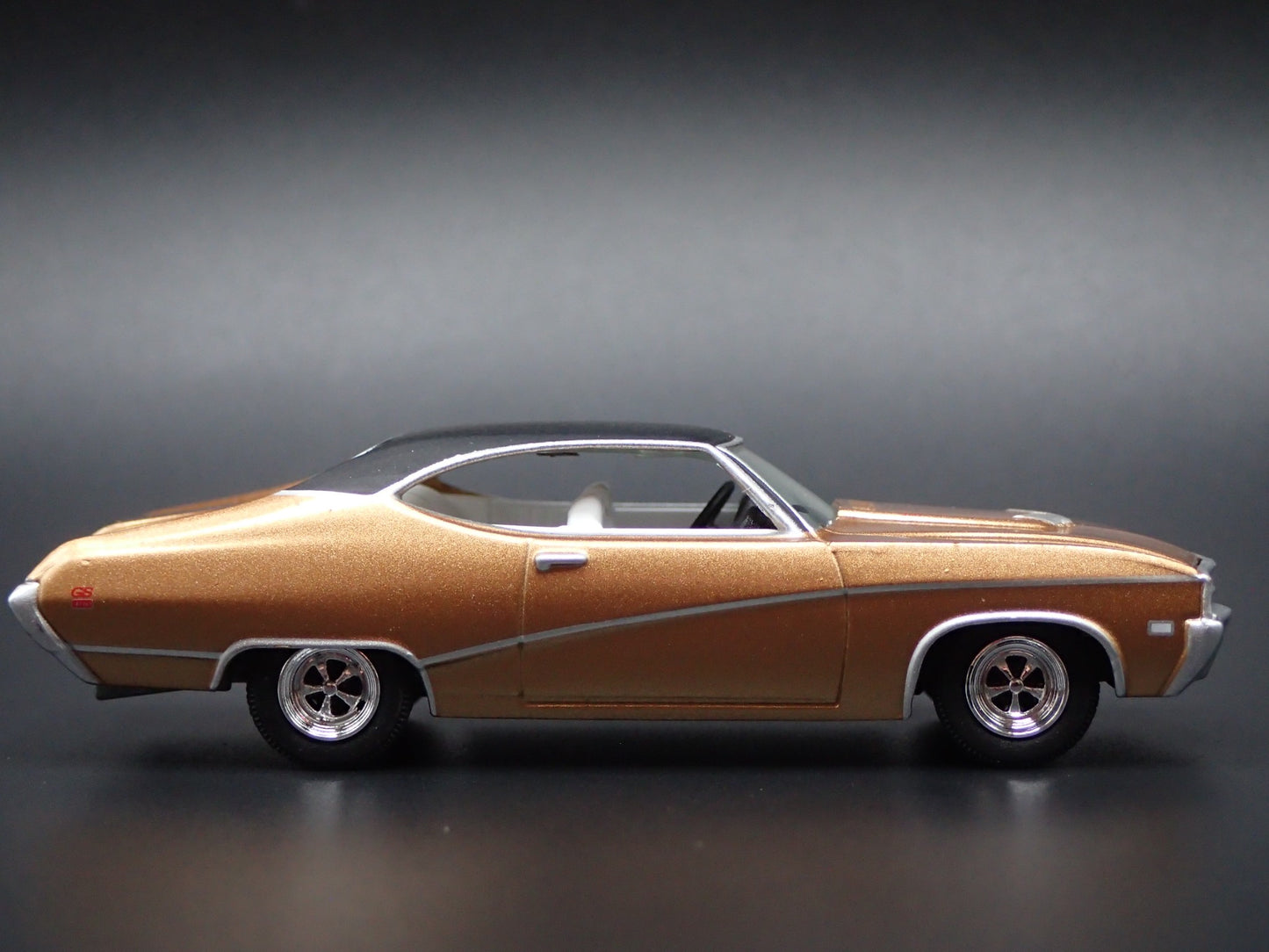1969 69 BUICK GS 350 GOLD RARE 1/64 SCALE COLLECTIBLE DIORAMA DIECAST MODEL CAR