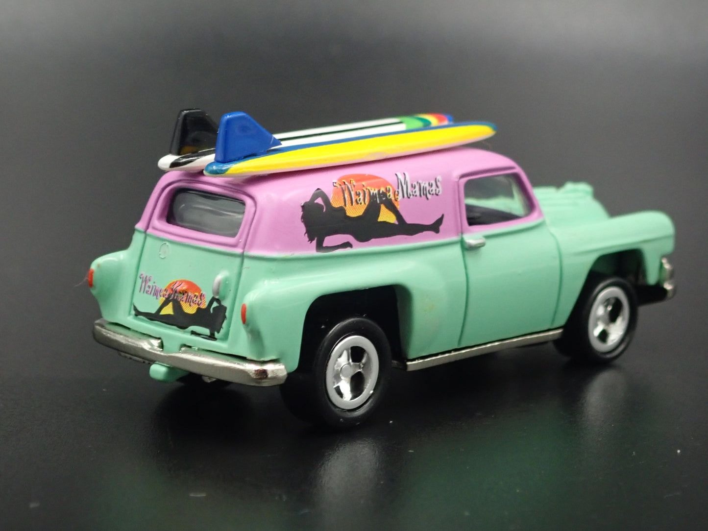 1954 54 CHEVY CHEVROLET PANEL TRUCK SURF 1:64 SCALE DIORAMA DIECAST MODEL CAR