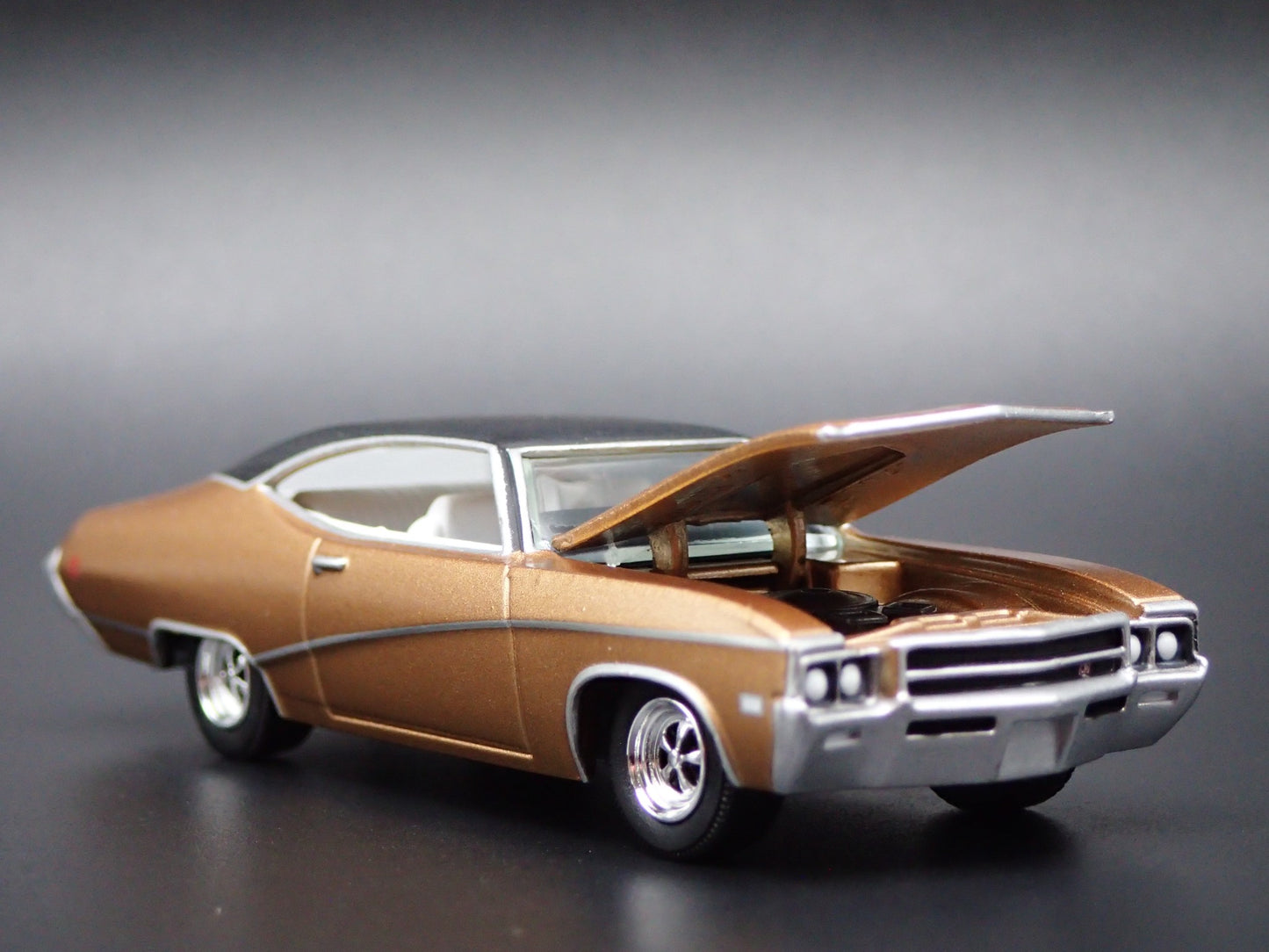 1969 69 BUICK GS 350 GOLD RARE 1/64 SCALE COLLECTIBLE DIORAMA DIECAST MODEL CAR