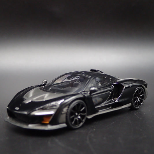 2018-2025 MCLAREN SENNA WINGLESS SUPERCAR 1:64 SCALE DIORAMA DIECAST MODEL CAR