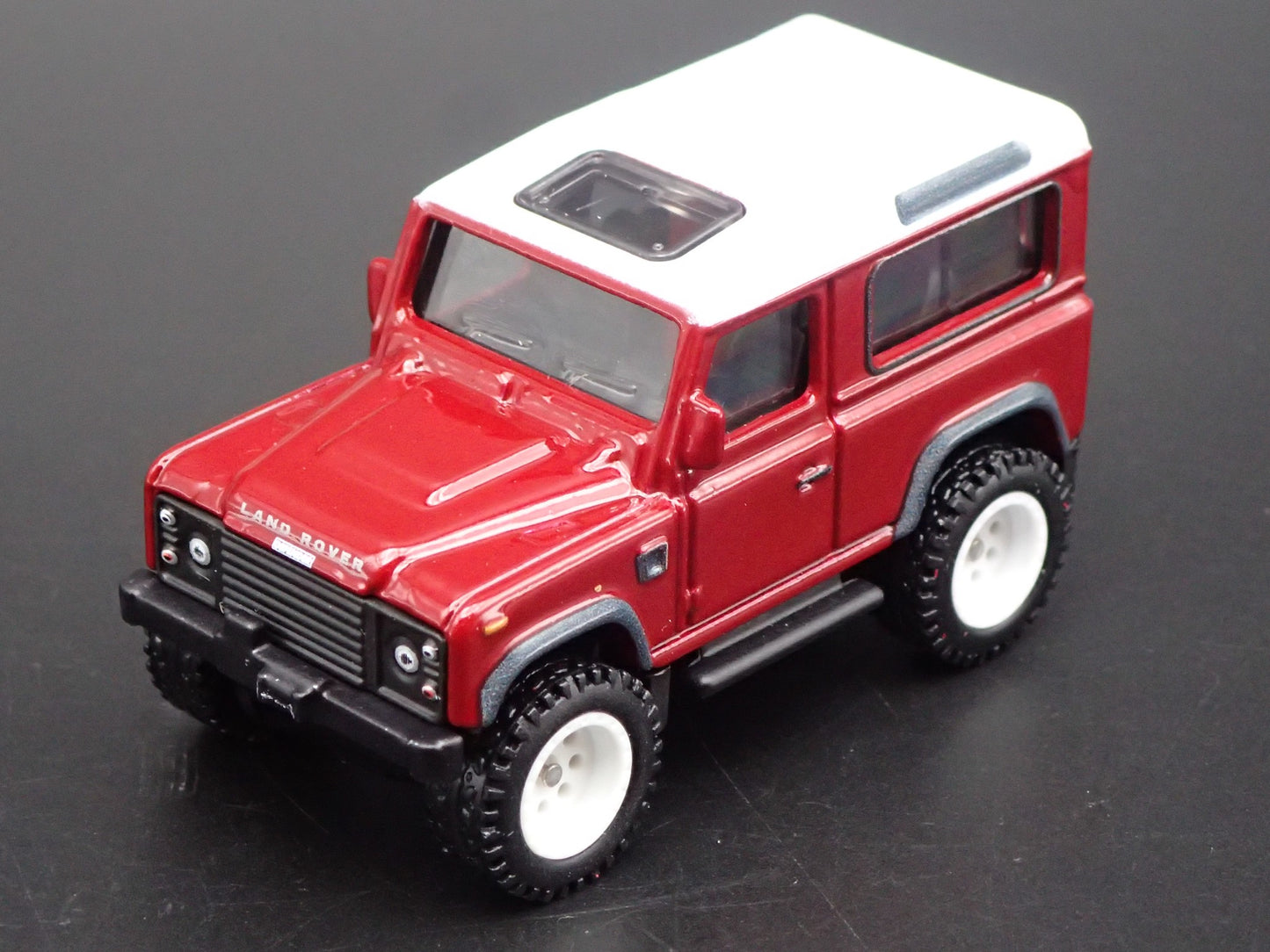 1984-1990 LAND ROVER DEFENDER 90 RED 1/64 SCALE COLLECTIBLE DIECAST MODEL CAR