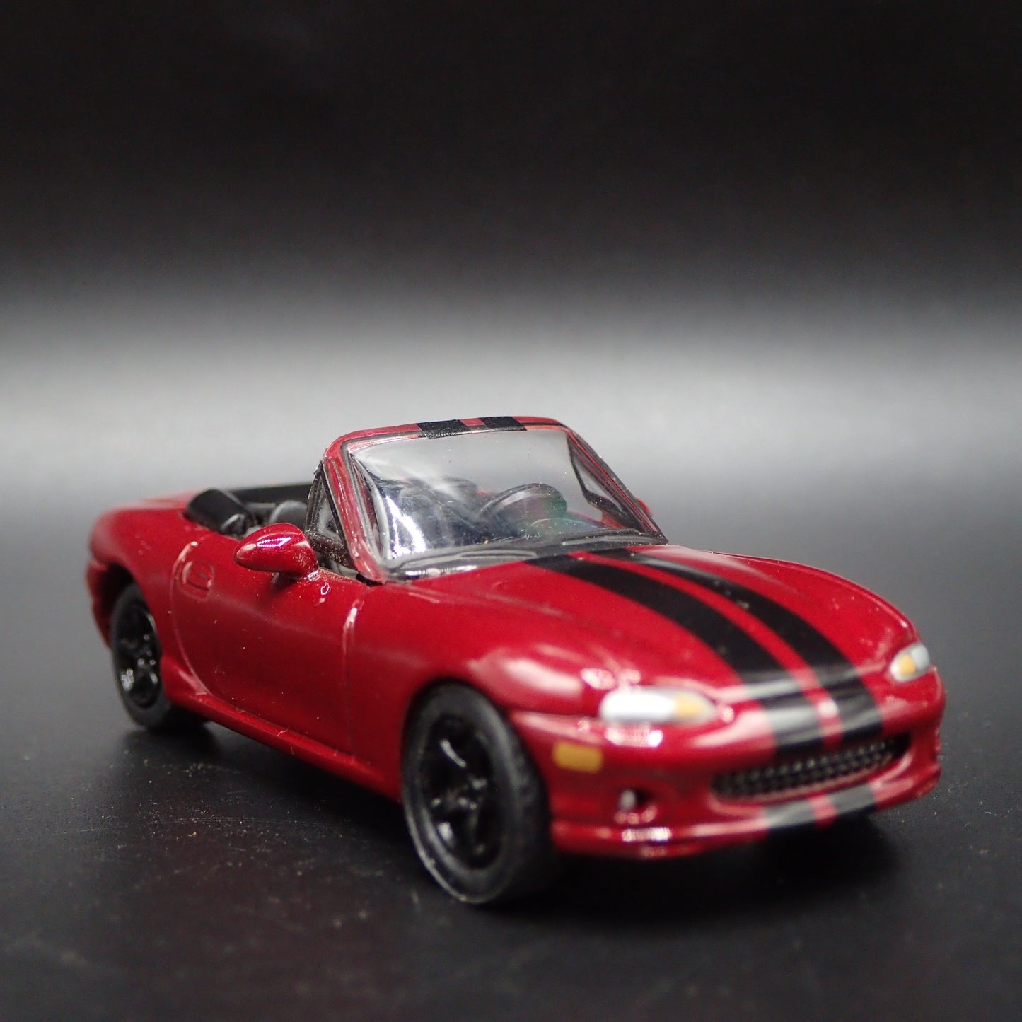 1999-2004 MAZDA MX5 MIATA NB 1:64 SCALE COLLECTIBLE DIORAMA DIECAST MODEL CAR