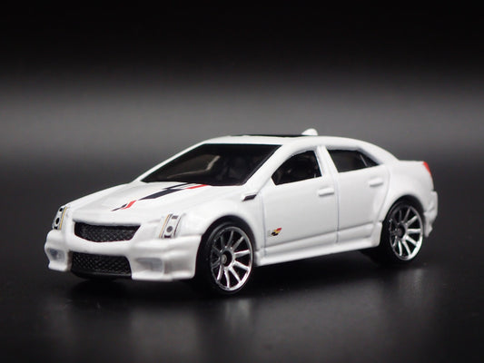 2009-2015 CADILLAC CADDY CTS-V 4 FOUR DOOR 1:64 SCALE DIORAMA DIECAST MODEL CAR