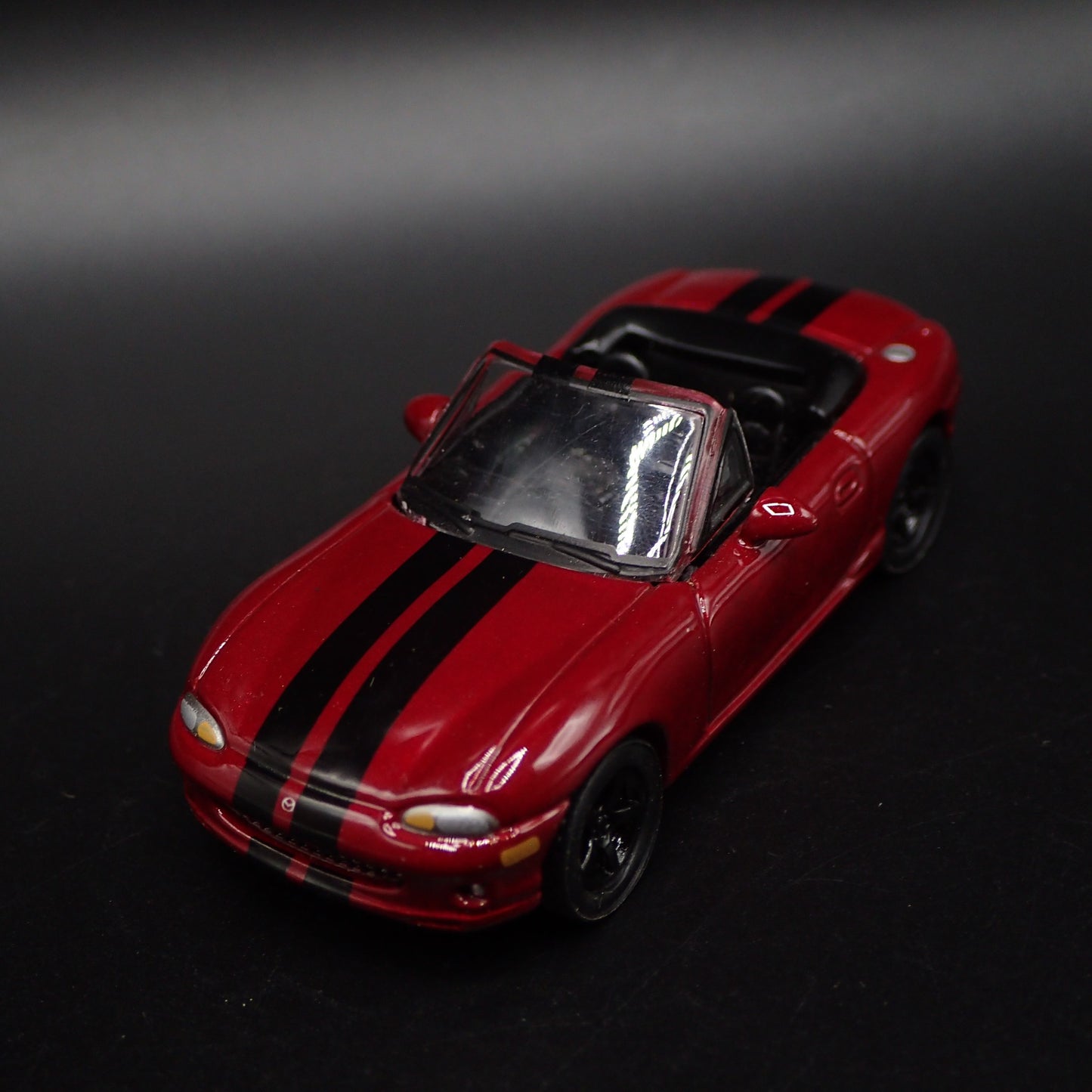 1999-2004 MAZDA MX5 MIATA NB 1:64 SCALE COLLECTIBLE DIORAMA DIECAST MODEL CAR