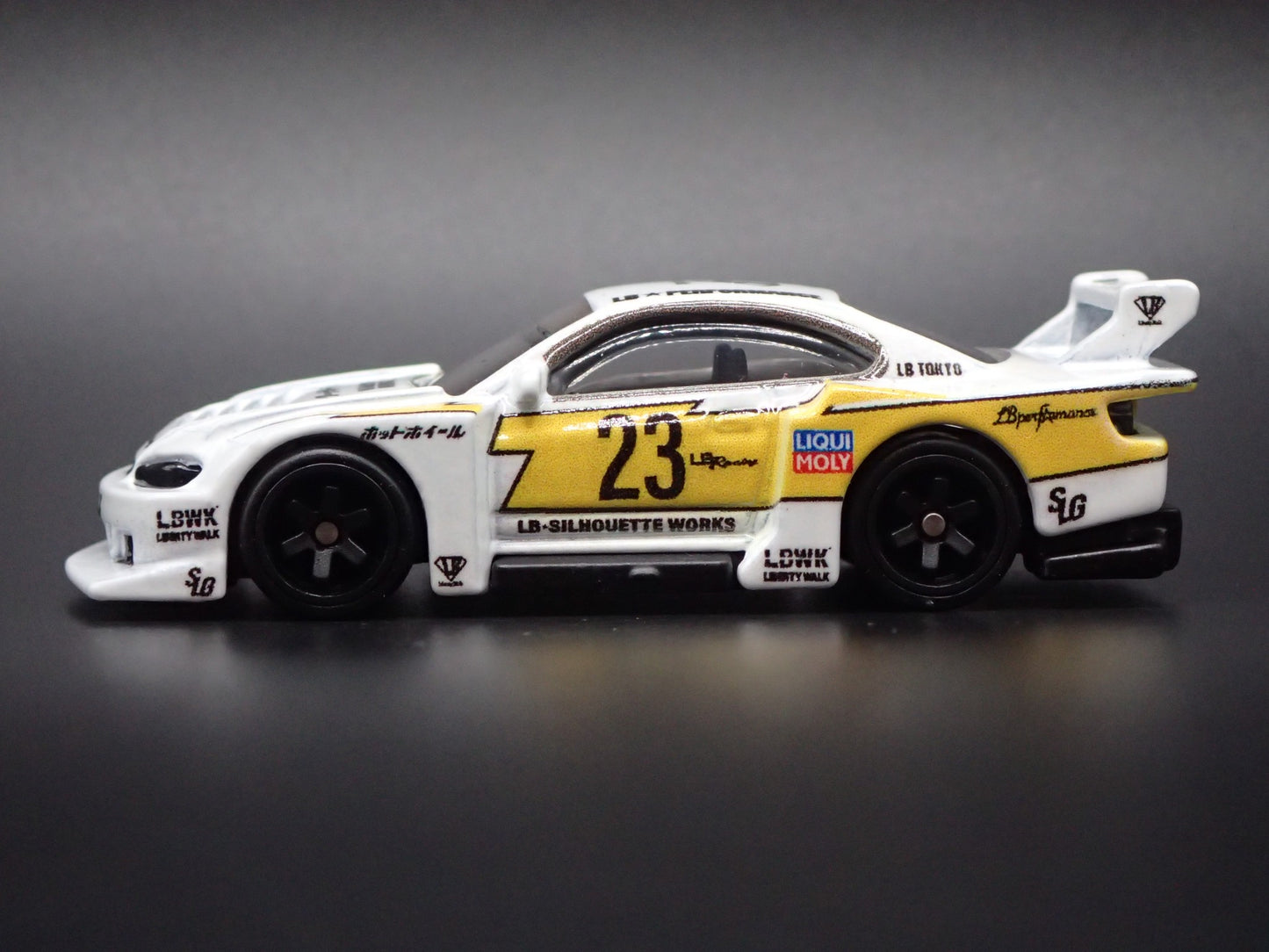 1999-2002 NISSAN SILVIA LB SILHOUTTE S15 1:64 SCALE DIORAMA DIECAST MODEL CAR