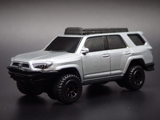 2010-2024 TOYOTA 4RUNNER SUV 1/64 SCALE COLLECTIBLE DIORAMA DIECAST MODEL TRUCK