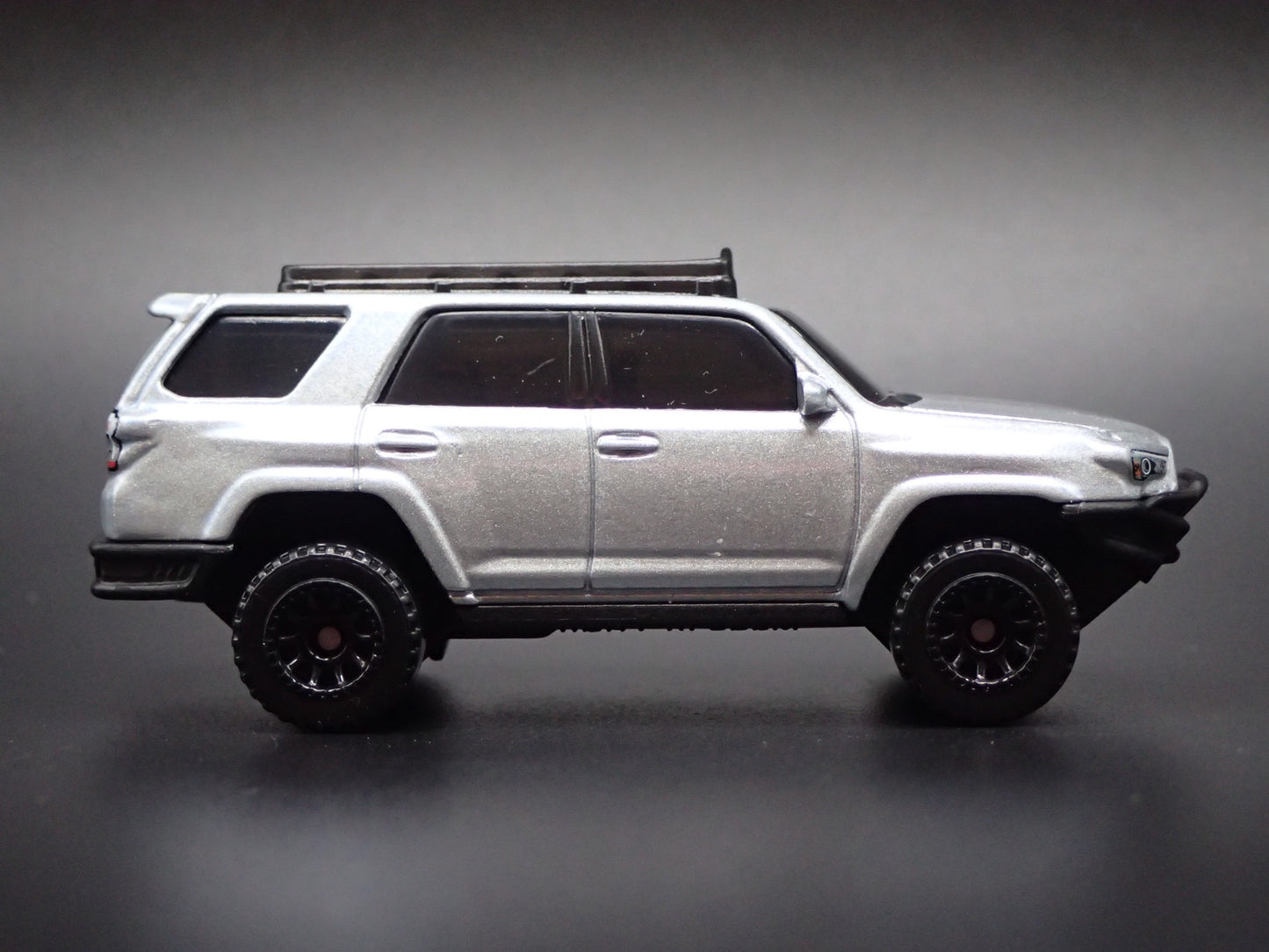 2010-2024 TOYOTA 4RUNNER SUV 1/64 SCALE COLLECTIBLE DIORAMA DIECAST MODEL TRUCK