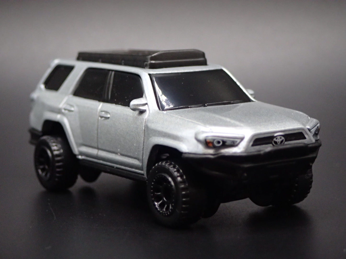 2010-2024 TOYOTA 4RUNNER SUV 1/64 SCALE COLLECTIBLE DIORAMA DIECAST MODEL TRUCK