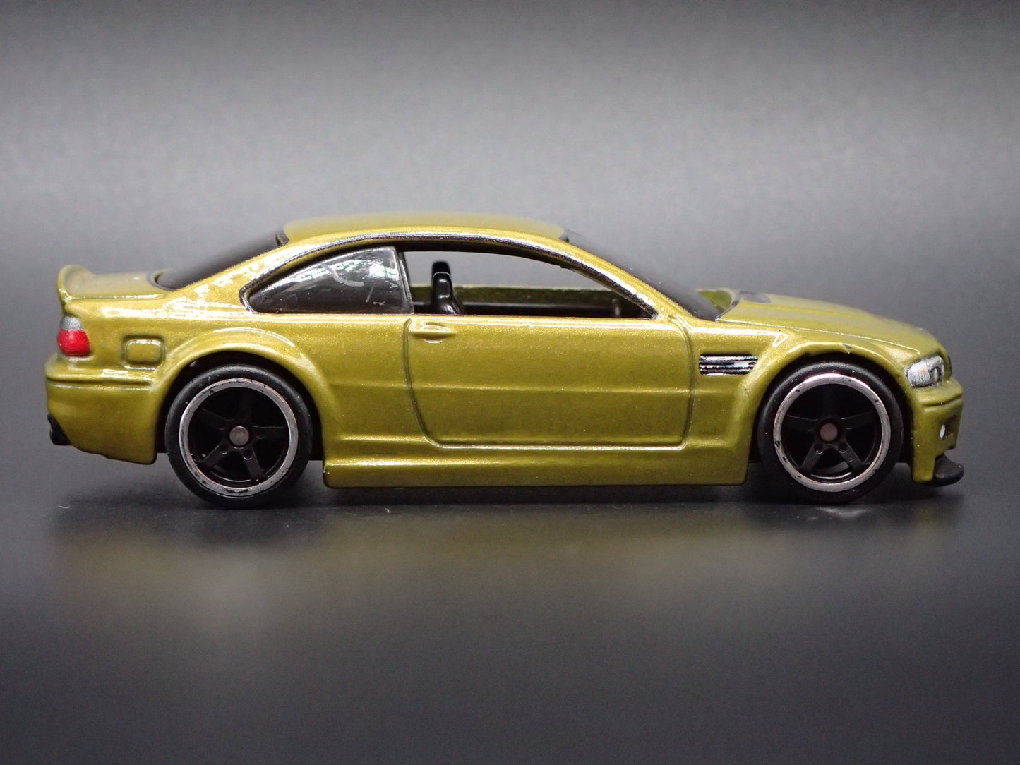 1999-2005 BMW 3 SERIES M3 E46 COUPE GLD 1:64 SCALE COLLECTIBLE DIECAST MODEL CAR