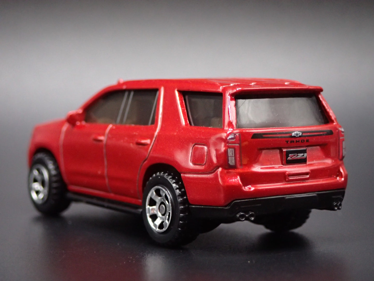 2021-2026 CHEVY CHEVROLET TAHOE Z71 RED 1:64 SCALE COLLECTIBLE DIECAST MODEL CAR