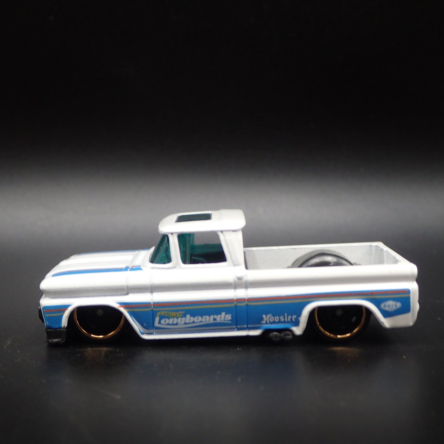 1962 62 CHEVY CHEVROLET SHORT BED PICKUP TRUCK RARE 1:64 SCALE DIECAST MODEL CAR