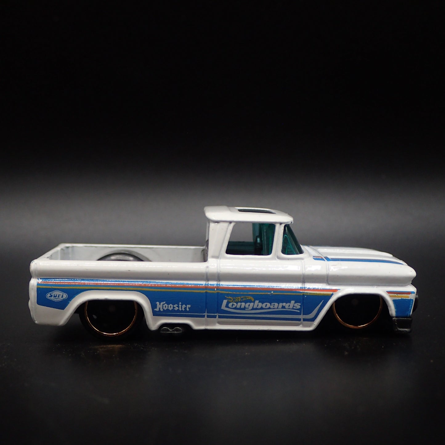 1962 62 CHEVY CHEVROLET SHORT BED PICKUP TRUCK RARE 1:64 SCALE DIECAST MODEL CAR