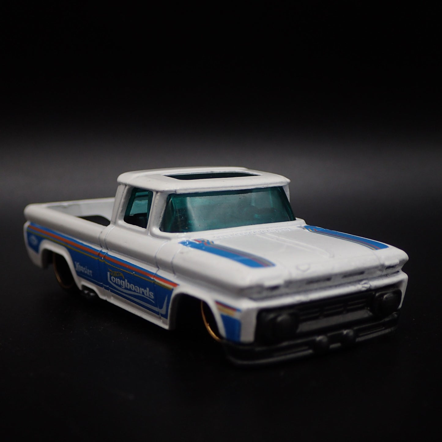 1962 62 CHEVY CHEVROLET SHORT BED PICKUP TRUCK RARE 1:64 SCALE DIECAST MODEL CAR