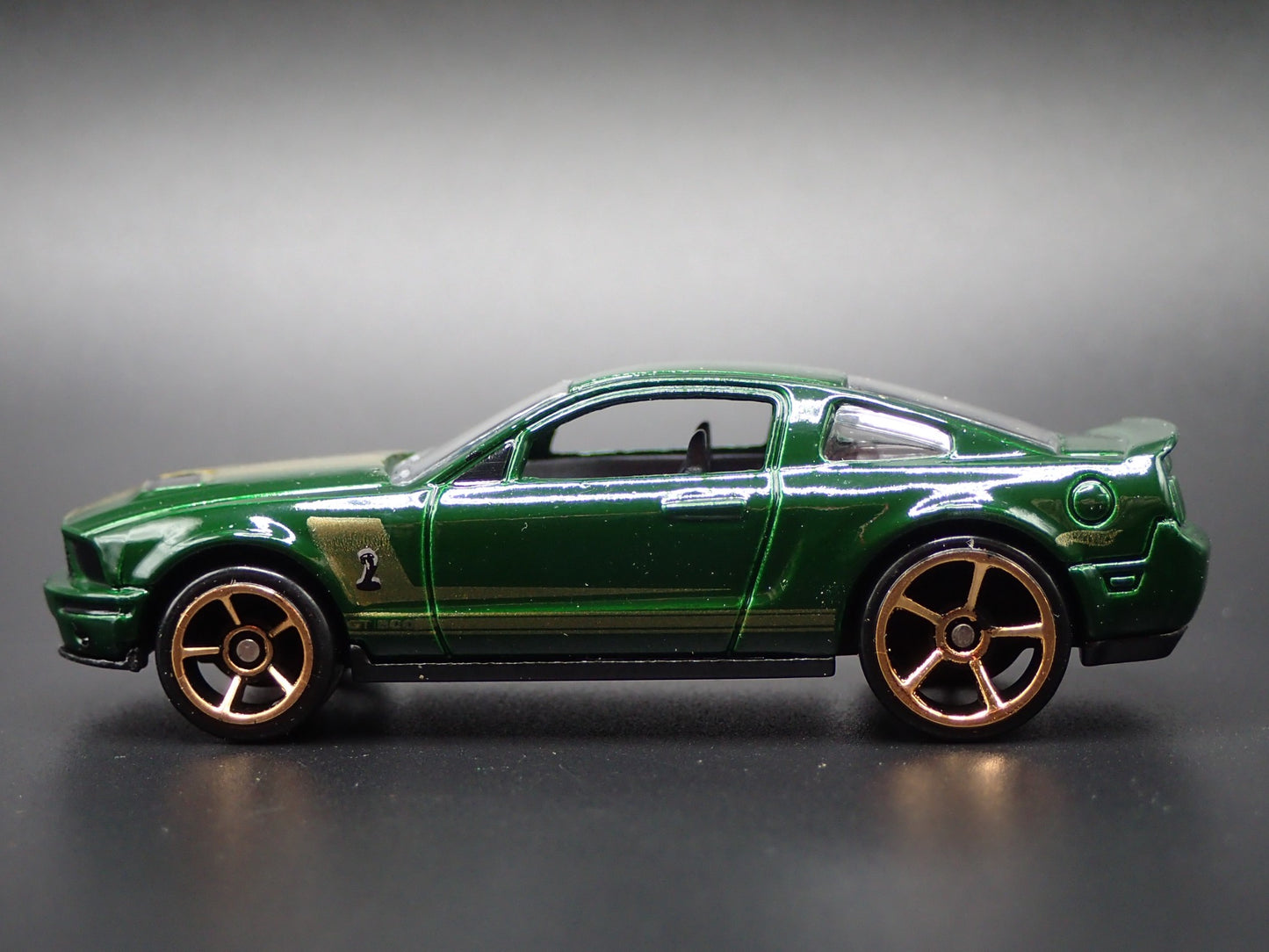 2007 07 FORD MUSTANG SHELBY GT500 GREEN 1:64 SCALE COLLECTIBLE DIECAST MODEL CAR