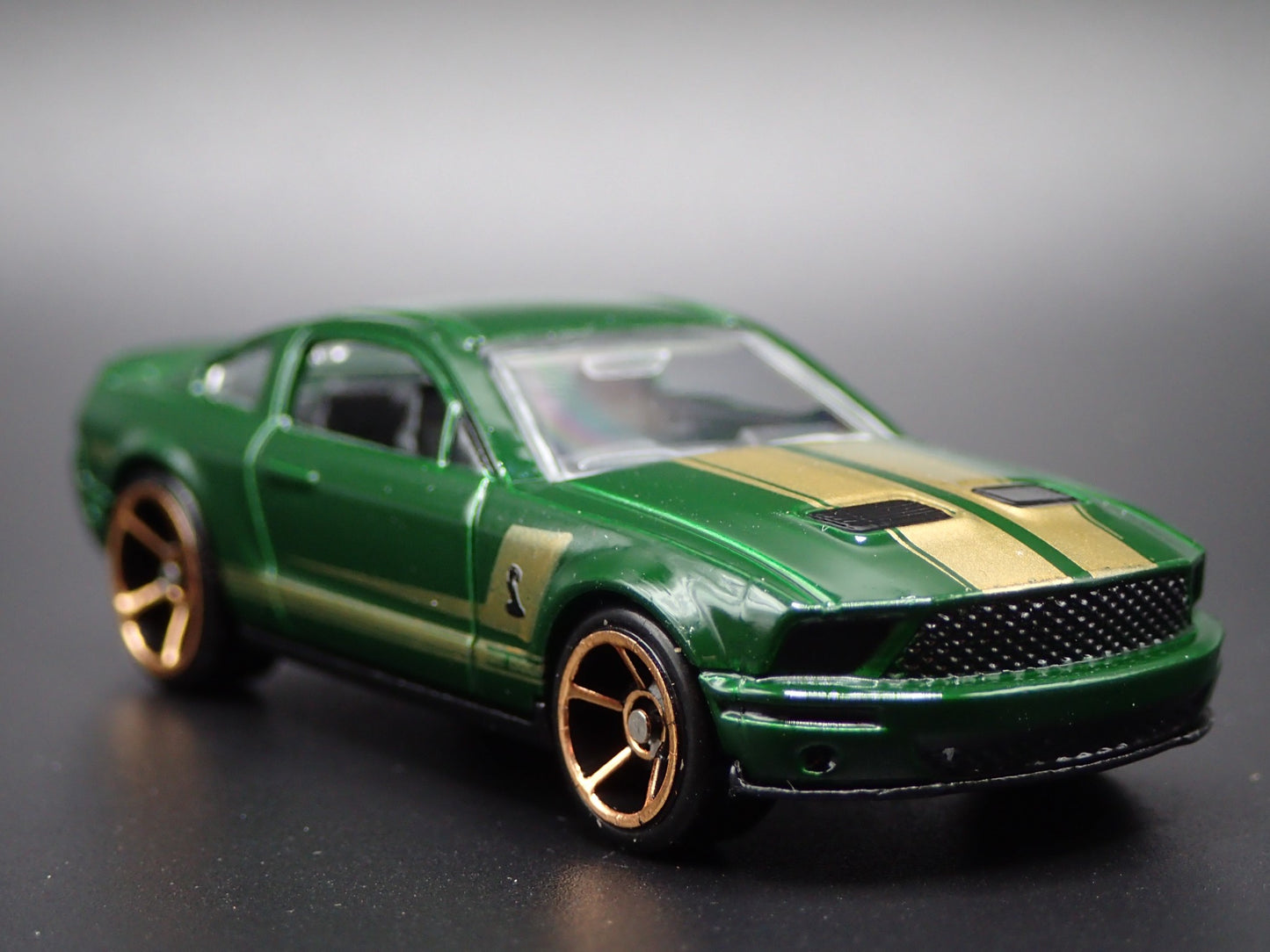 2007 07 FORD MUSTANG SHELBY GT500 GREEN 1:64 SCALE COLLECTIBLE DIECAST MODEL CAR