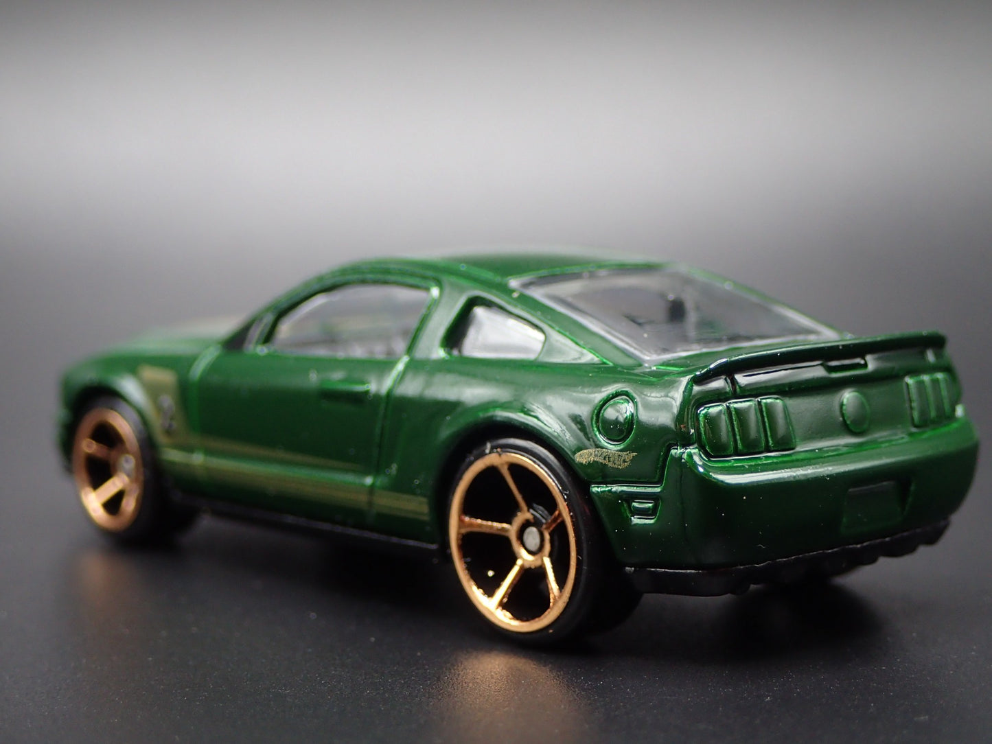 2007 07 FORD MUSTANG SHELBY GT500 GREEN 1:64 SCALE COLLECTIBLE DIECAST MODEL CAR