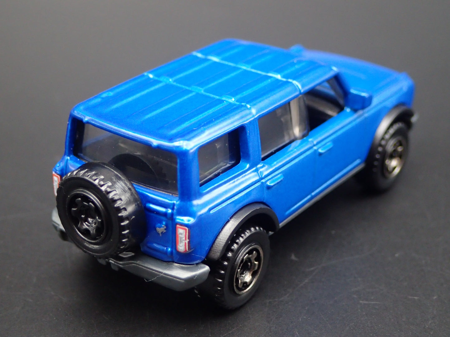 2021-2025 FORD BRONCO 4 FOUR DOOR BLUE 1:64 SCALE DIORAMA DIECAST MODEL CAR