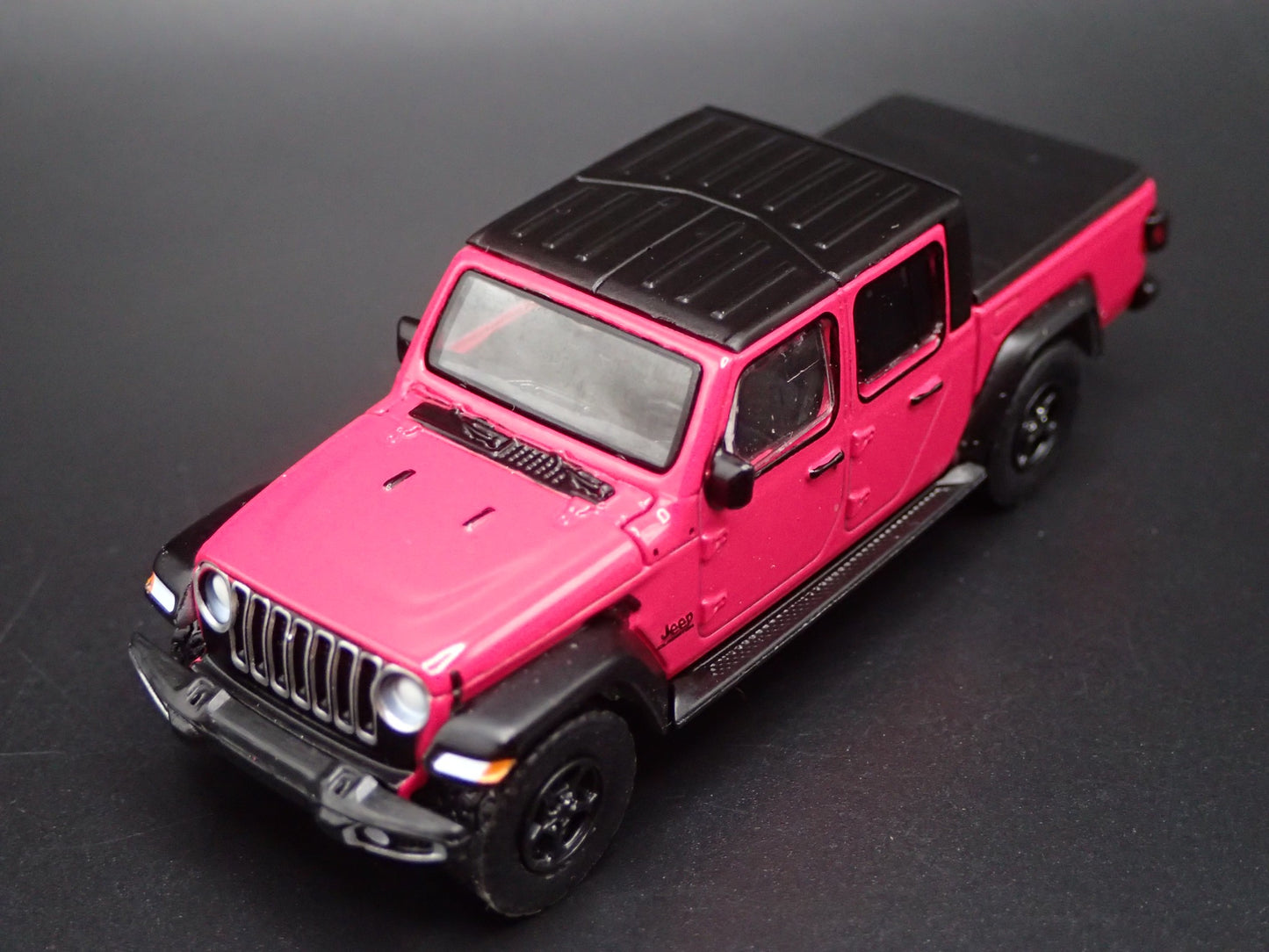 2020-2026 JEEP GLADIATOR PICKUP TRUCK JT PINK 1:64 SCALE DIECAST MODEL CAR
